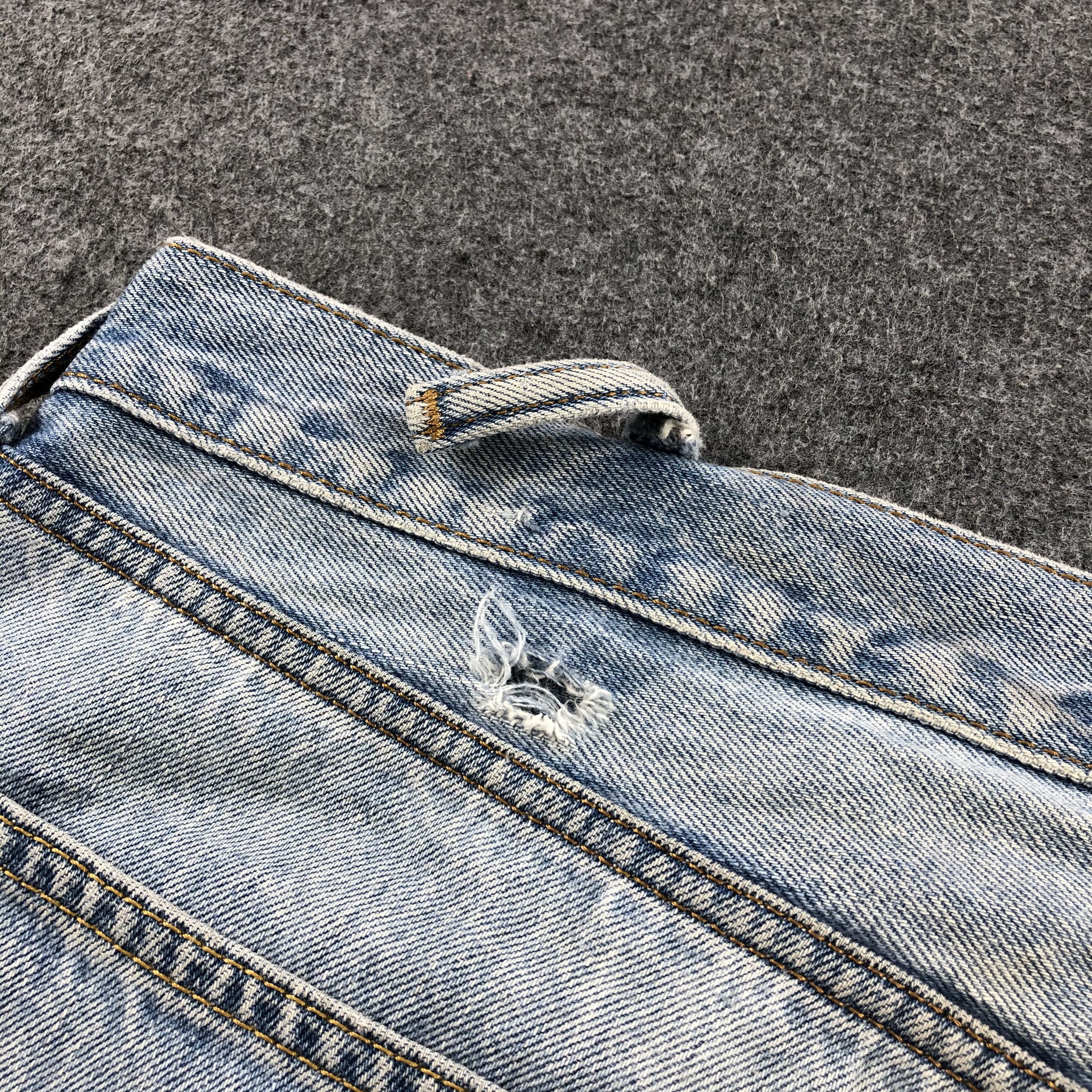 Levi's × Vintage Vintage Light Wash Levis 505 Jeans-JM1415 Size US 39 - 7 Thumbnail