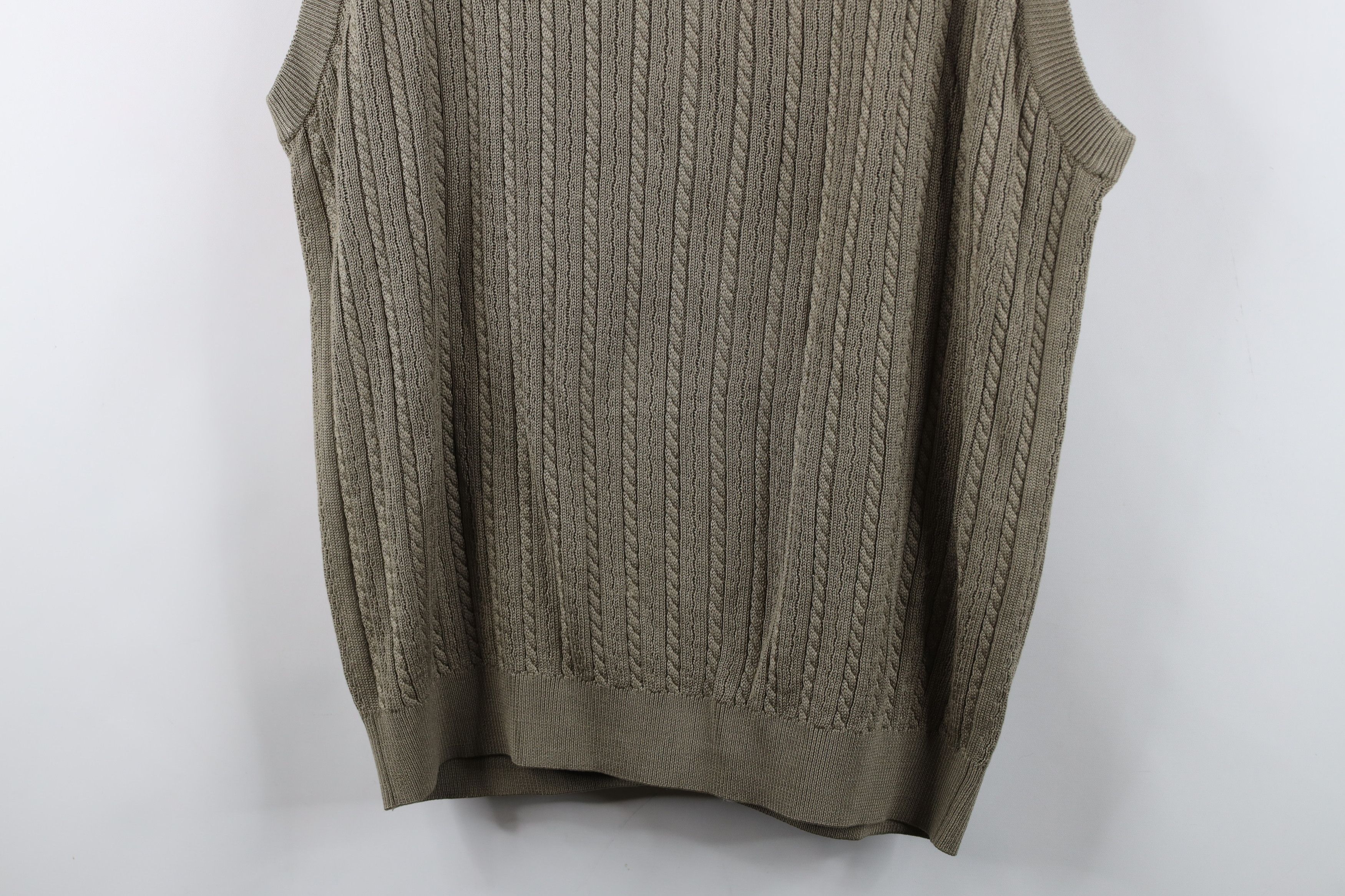Vintage Vintage 90s Streetwear Cable Knit Cardigan Sweater Vest Size US L / EU 52-54 / 3 - 11 Thumbnail