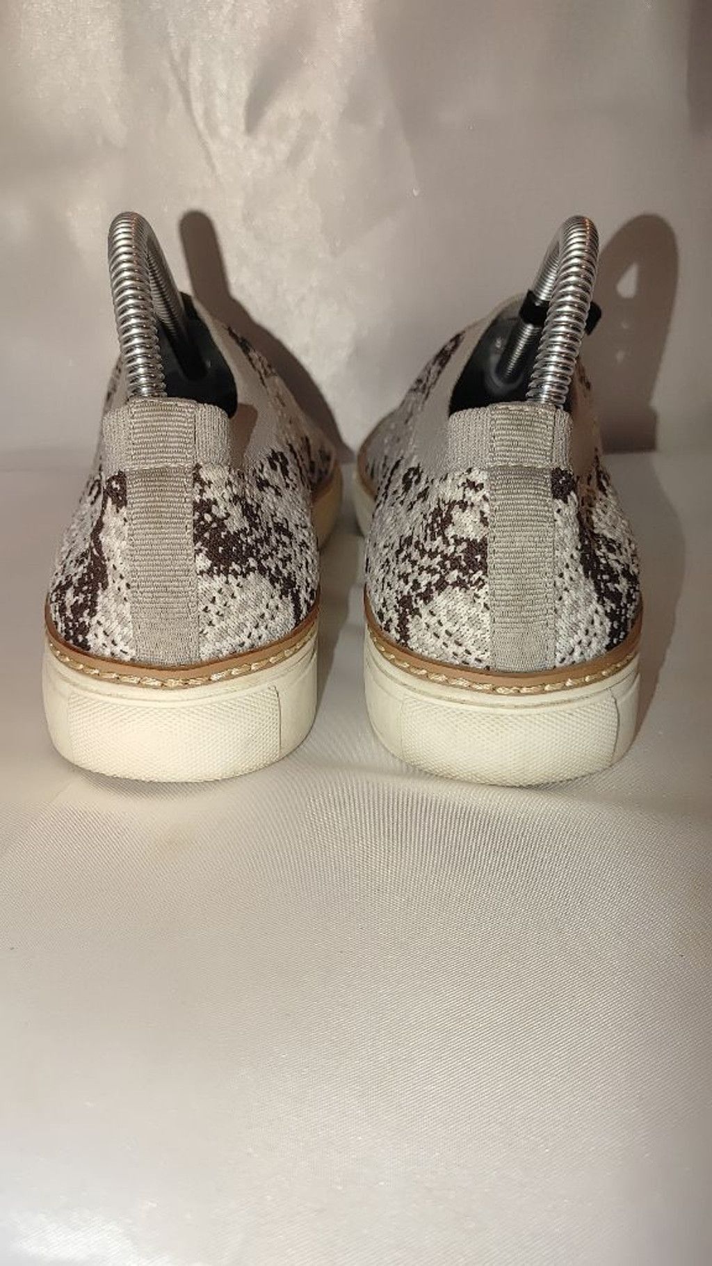 Vince Camuto Vince Camuto Keamalla Slip On Sneaker Size 8 Size US 8 / IT 38 - 7 Thumbnail