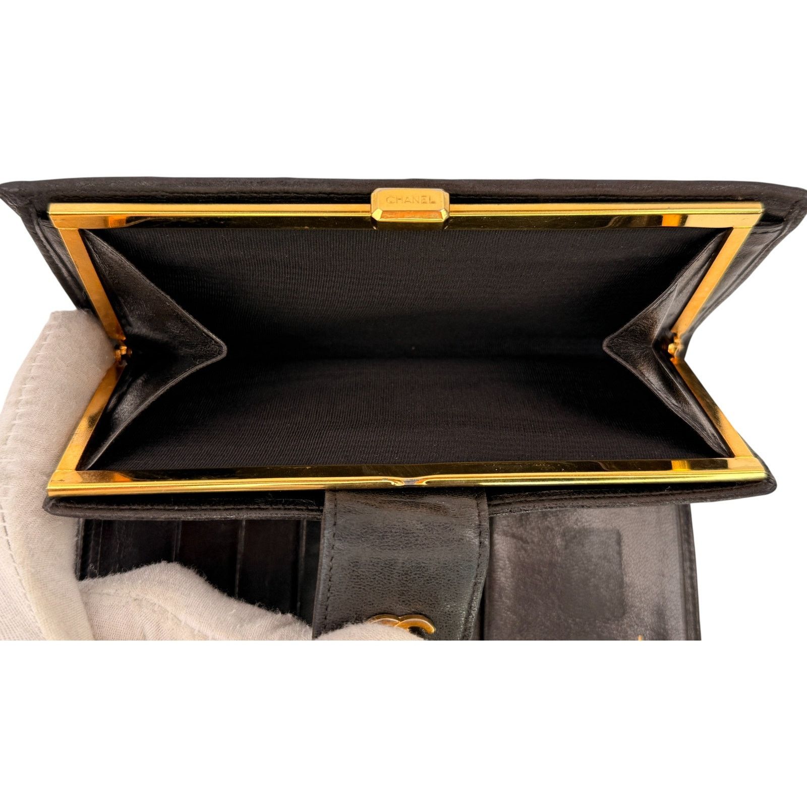 Chanel Chanel Black Quilted Lambskin Leather Wallet Size ONE SIZE - 4 Thumbnail