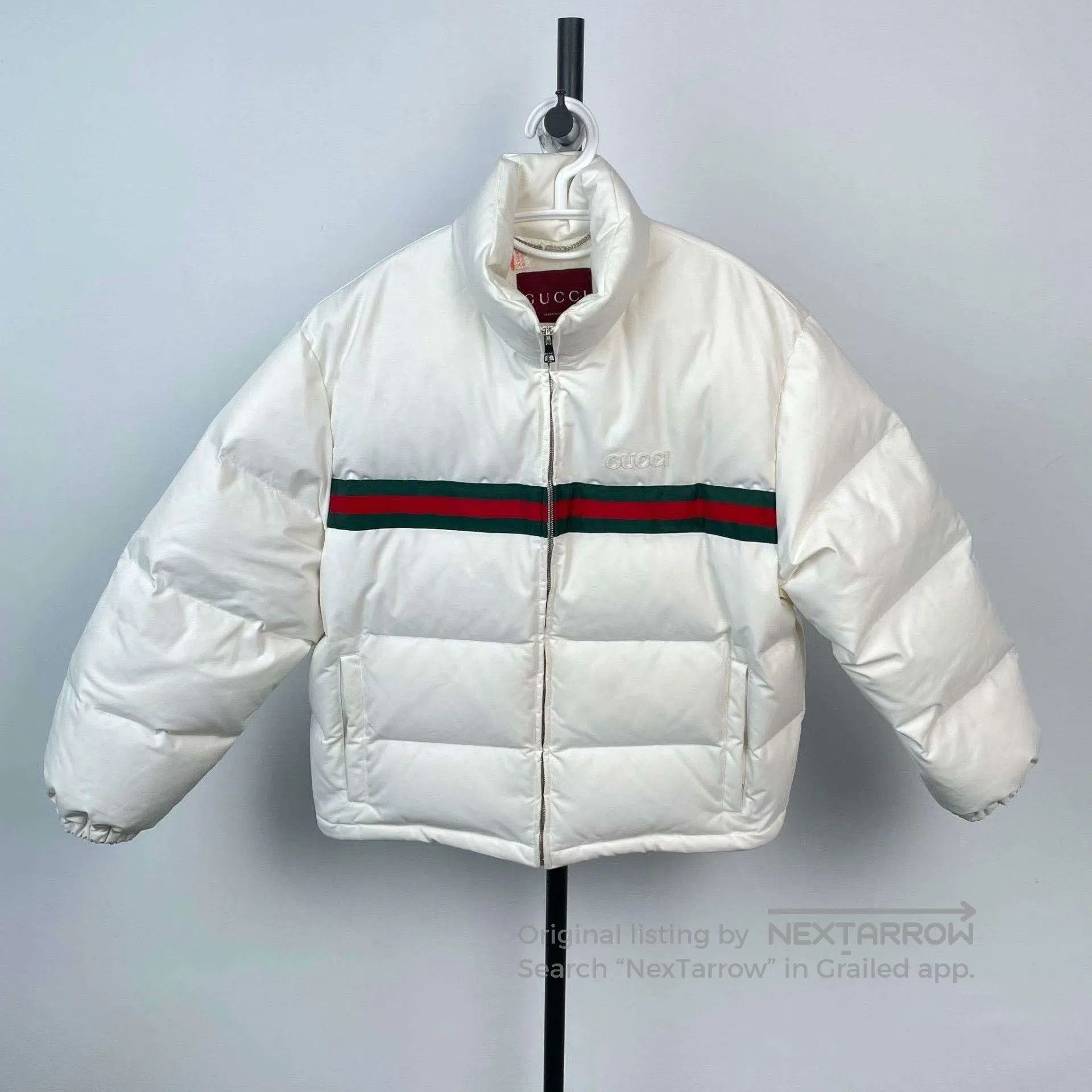 Gucci Gucci White Puffy Down Jacket 165. Size M / US 6-8 / IT 42-44 - 1 Thumbnail