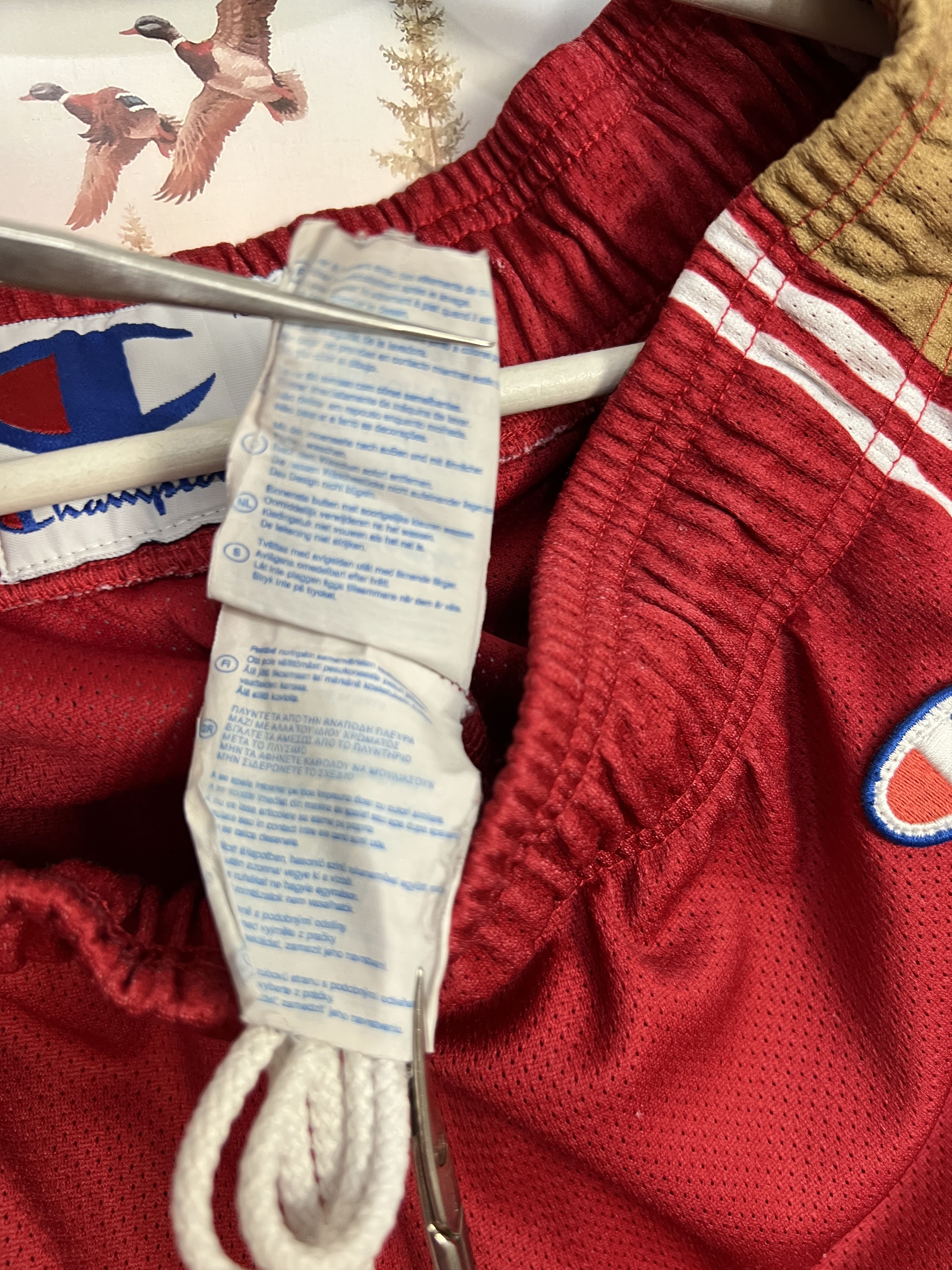 Champion Vintage 90's NBA Cleveland Cavaliers Shorts Champion James M Size US 32 / EU 48 - 12 Thumbnail