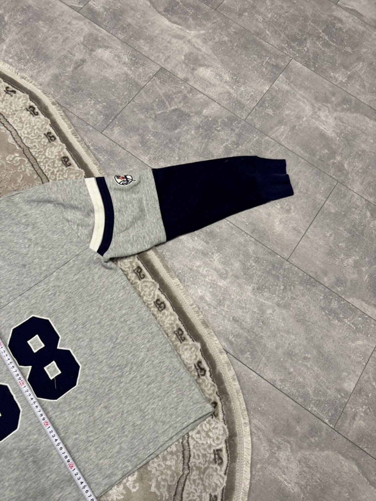 New York Yankees Majestic New York Yankees Hoodie Sweatshirt Stitched Script Size US XL / EU 56 / 4 - 16 Thumbnail
