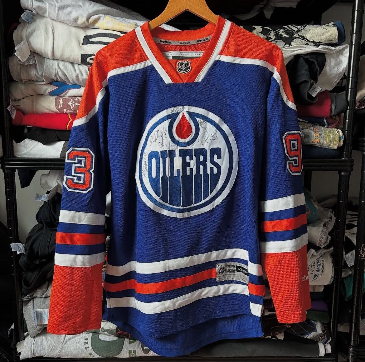 Other Edmonton Oilers NHL Jerseys Size US XL / EU 56 / 4 - 1 Thumbnail