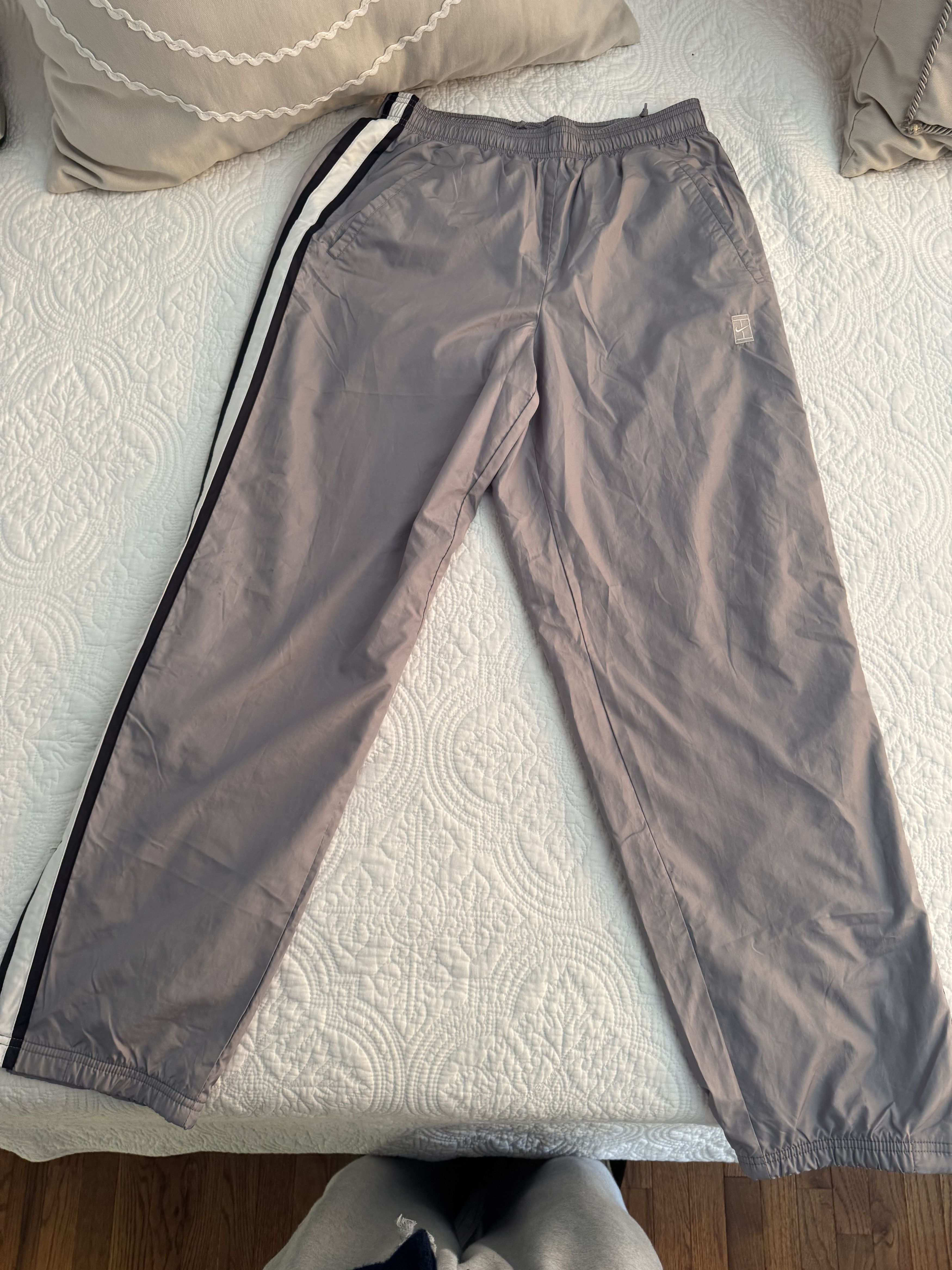 Nike Vintage Nike track pants Size US 32 / EU 48 - 1 Thumbnail