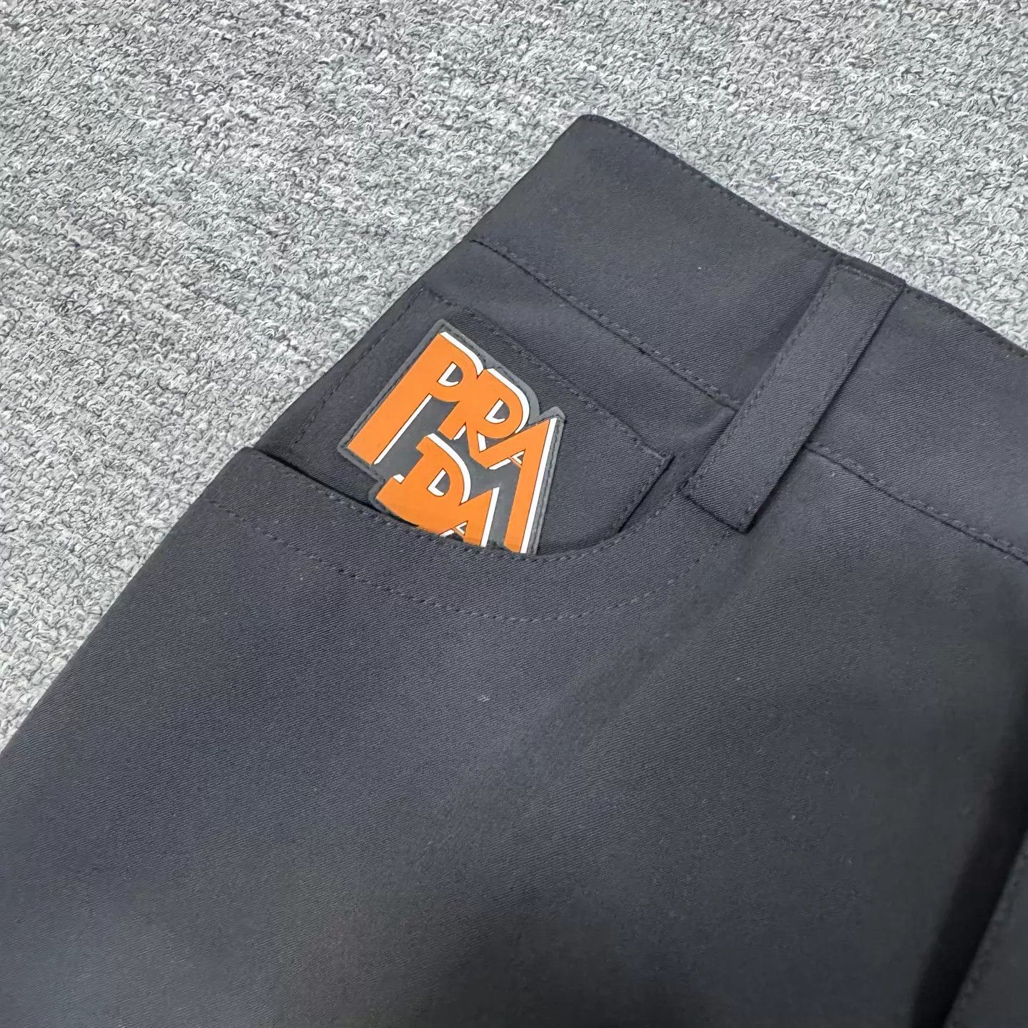 Prada Prada Black Pocket Logo Slacks 36s NWT Size 25" / US 0 / IT 36 - 5 Thumbnail