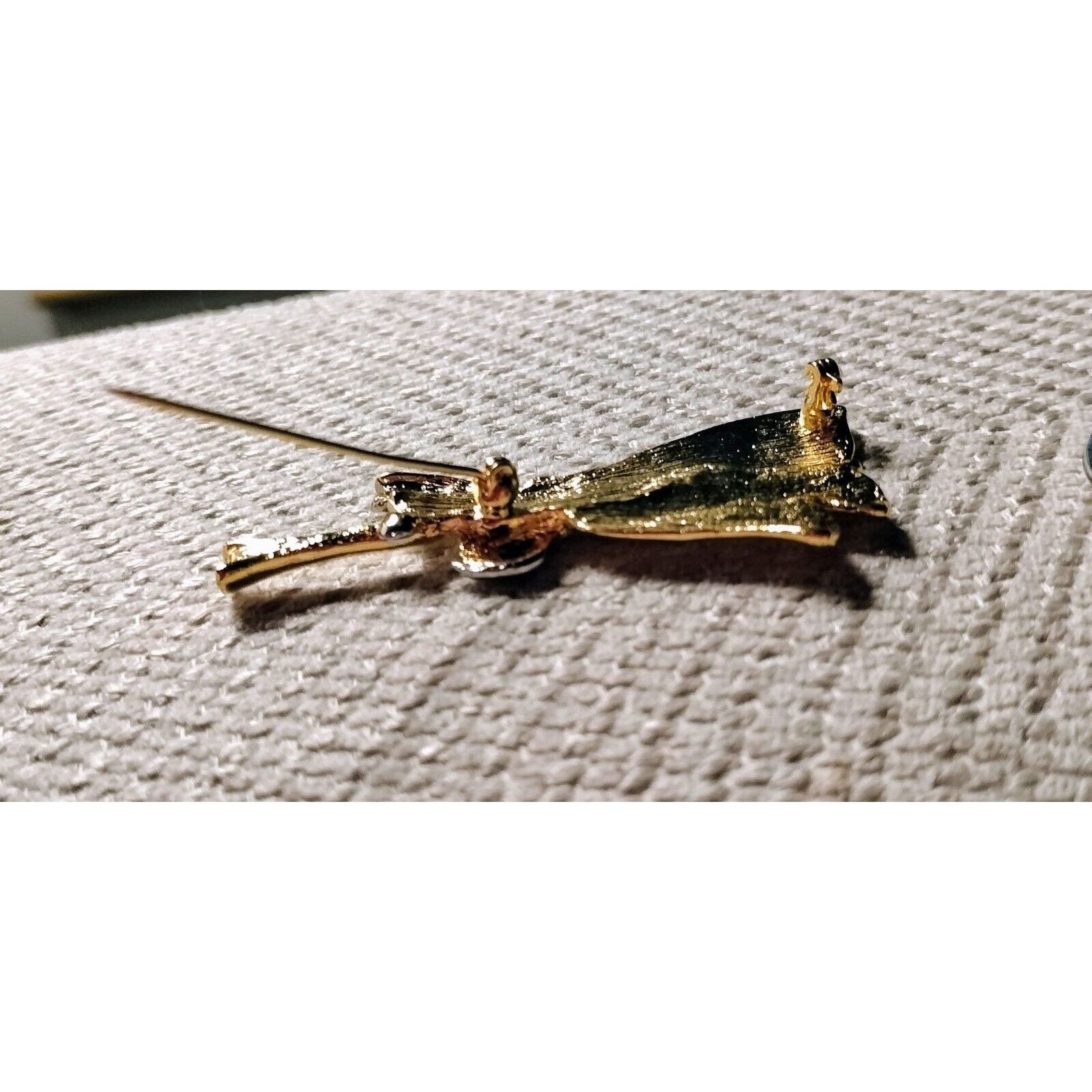 Liz Claiborne Liz Claiborne Angel Brooch Blowing Horn Silvertone Metal Pin Size ONE SIZE - 5 Thumbnail