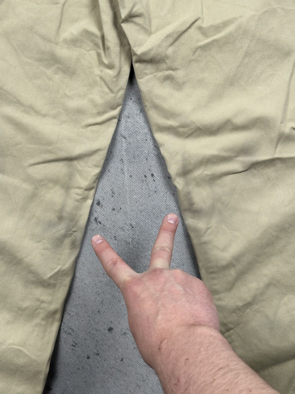 Valentino Valentino Jeans Vintage Beige Chino Pant Minimalist Trousers Size US 30 / EU 46 - 14 Thumbnail