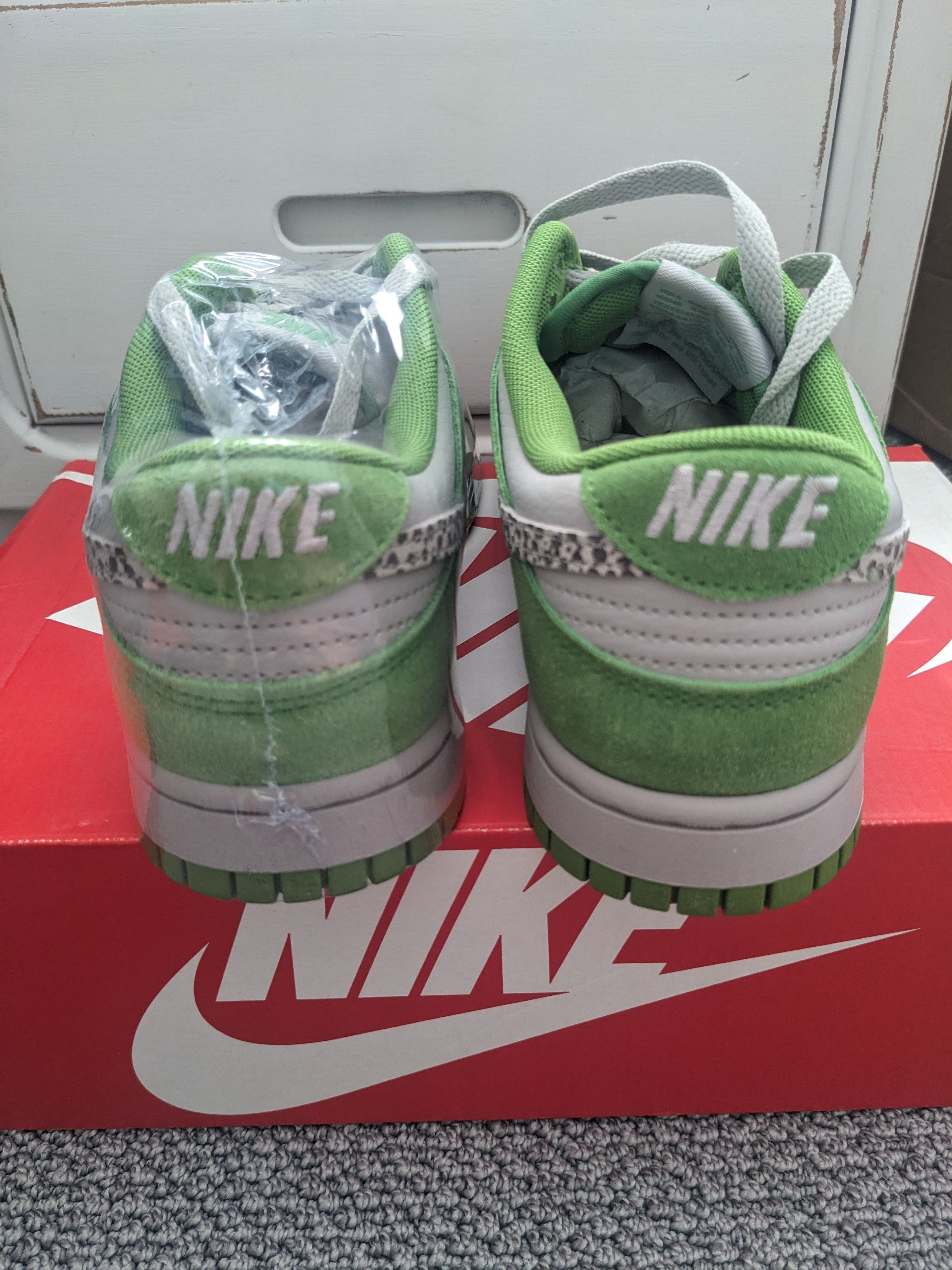Nike Nike Dunk Low AS Safari Swoosh-Chlorophyll Size US 8 / EU 41 - 5 Thumbnail