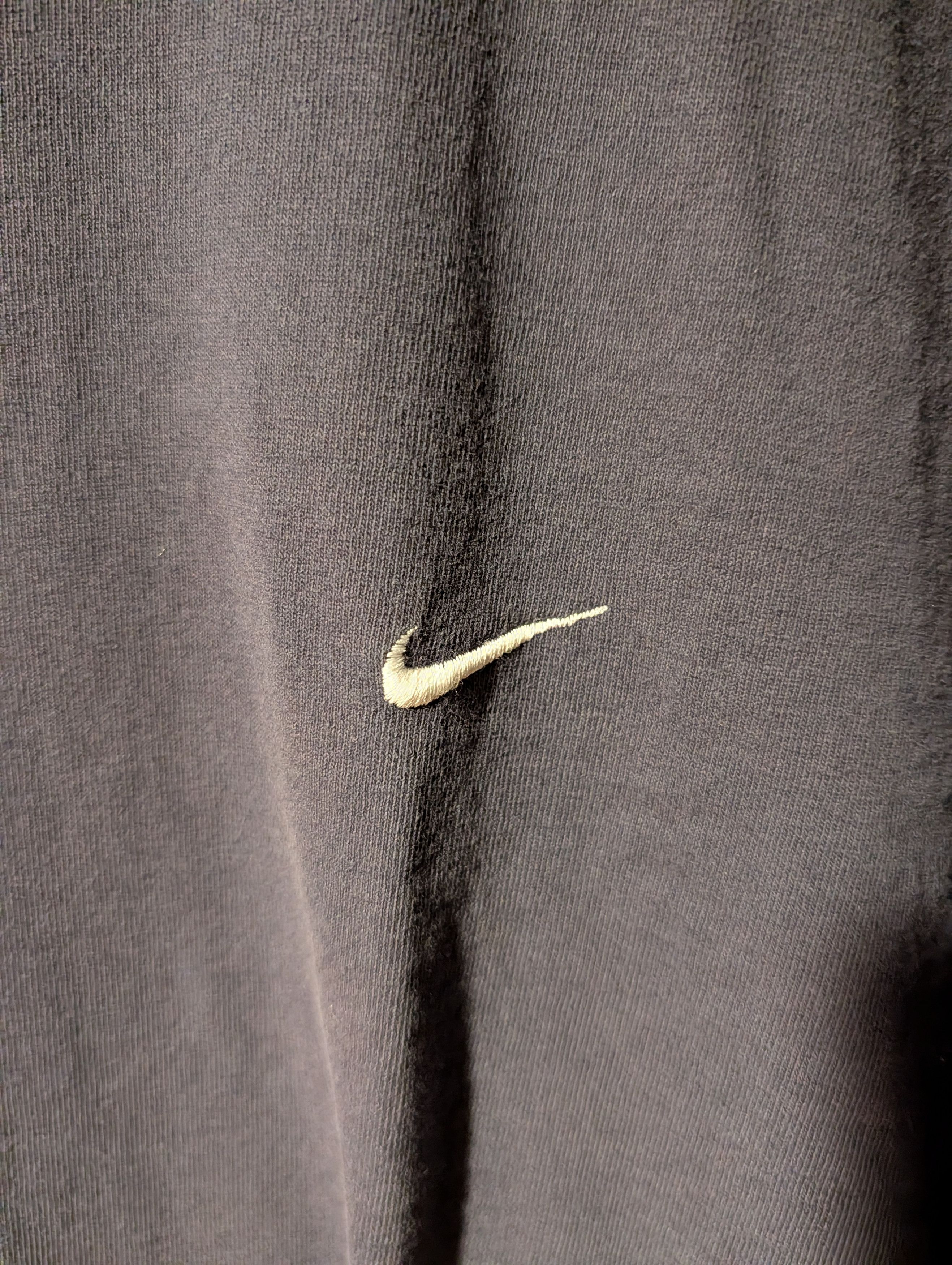Nike Nike Mini Swoosh T-Shirt Embroidered Center Logo Heavyweight Size US XXL / EU 58 / 5 - 2 Thumbnail