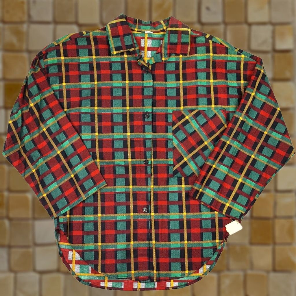 Vintage VINTAGE Plaid Flannel Women's Size Small Button Up 90s Long Sleeve Shirt Top Size S / US 4 / IT 40 - 1 Thumbnail