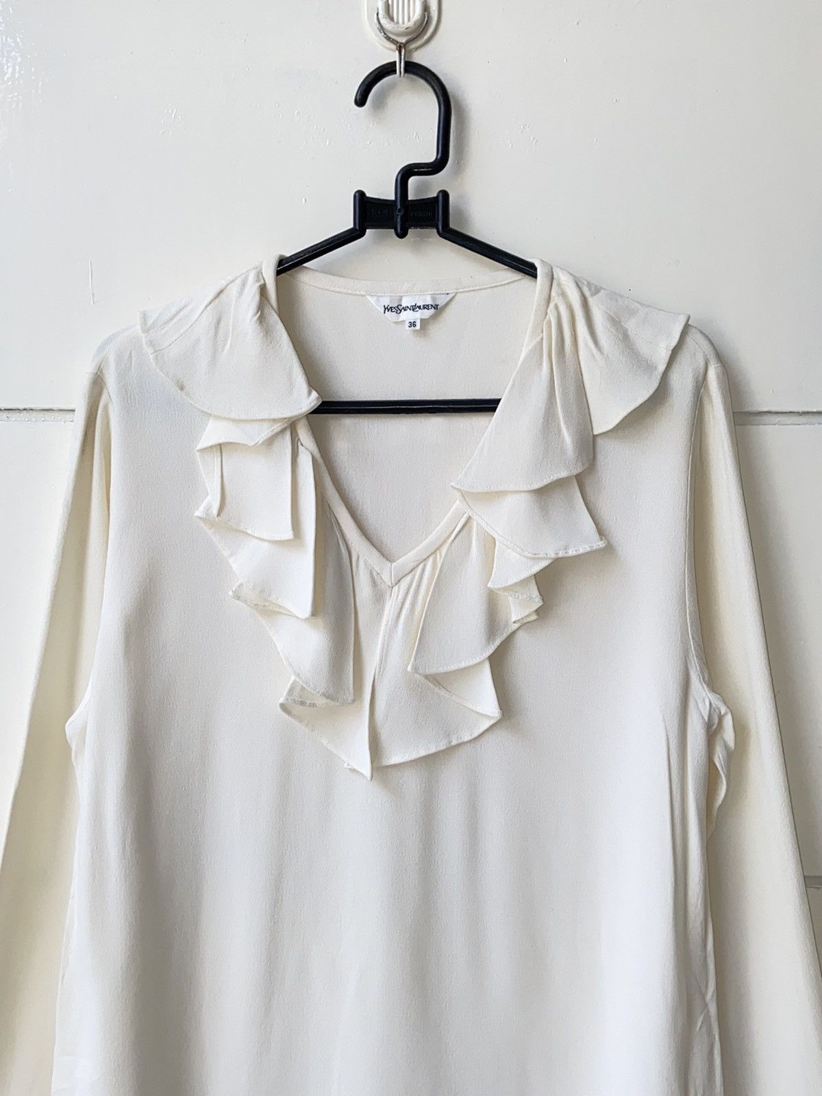 Yves Saint Laurent Yves Saint Laurent White Blouse Size XS / US 0-2 / IT 36-38 - 11 Thumbnail