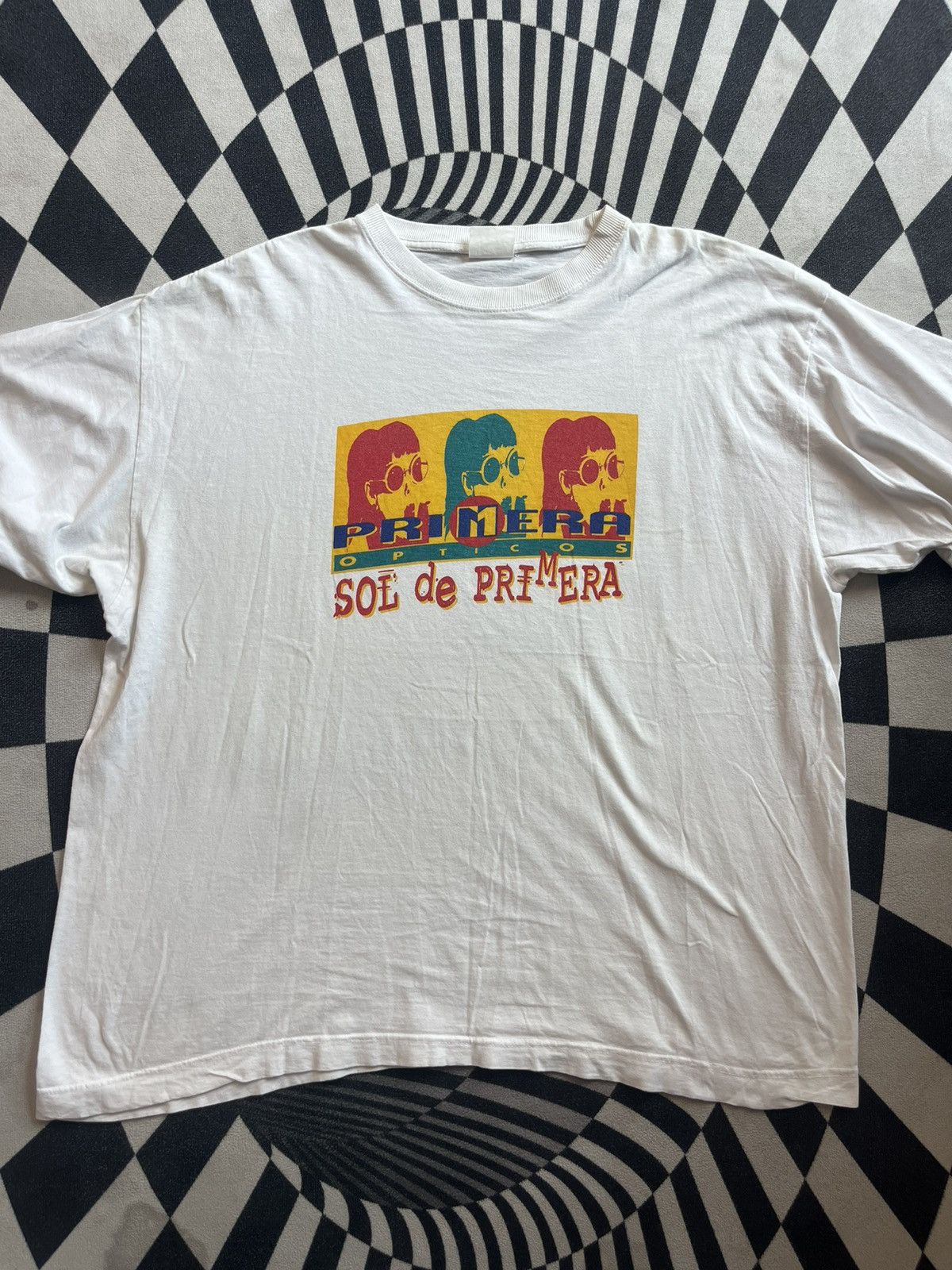 Arts & Science Vintage PRIMERA Opticos SOL de Primera 90’s pop art Tshirt Size US XL / EU 56 / 4 - 3 Thumbnail