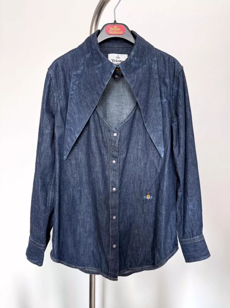 Vivienne Westwood Vivienne Westwood Cut-out heart collar shirt Size S / US 4 / IT 40 - 1 Thumbnail
