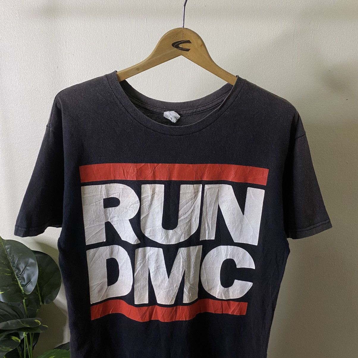 RUN DMC Y2K Run DMC Hip Hop Rappers Faded T Shirt Size US M / EU 48-50 / 2 - 2 Thumbnail