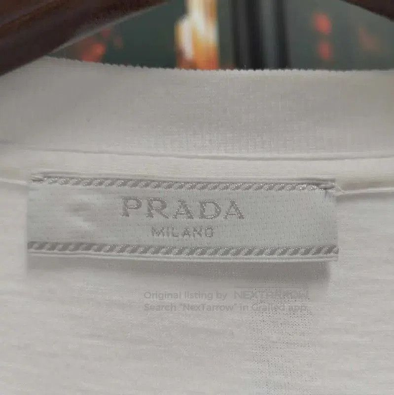 Prada Prada White Cotton Short Sleeve T-Shirt. Size US S / EU 44-46 / 1 - 3 Thumbnail