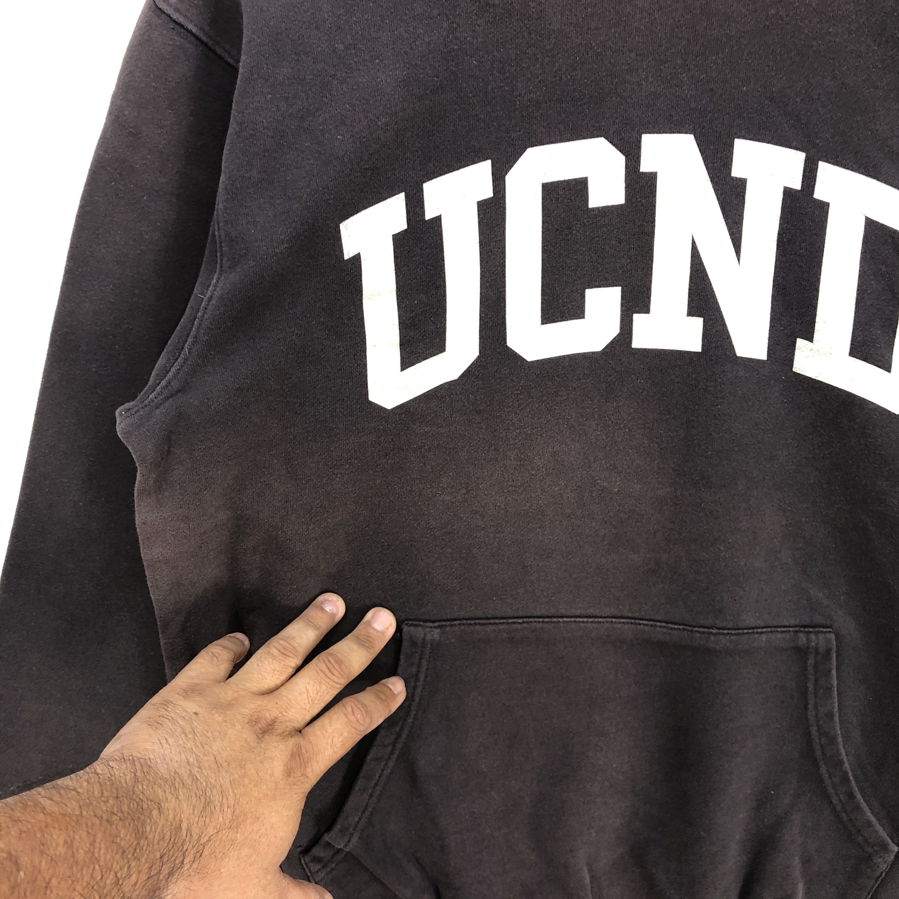 Champion × Vintage Vintage Champion Sweater Champion UCND Sweatshirt Jumper Size US L / EU 52-54 / 3 - 4 Thumbnail