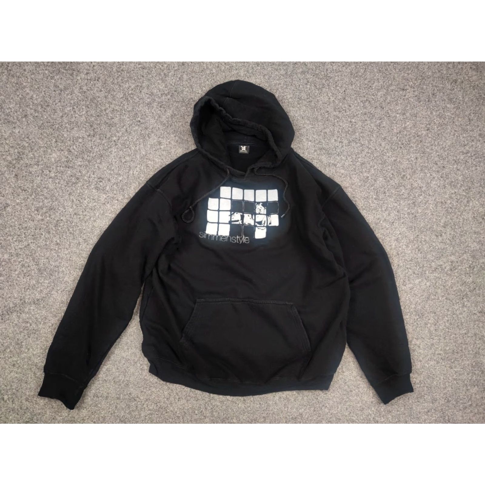 Vintage VINTAGE Simmen Style alien workshop skate girl logo Black hoodie Size US M / EU 48-50 / 2 - 6 Thumbnail