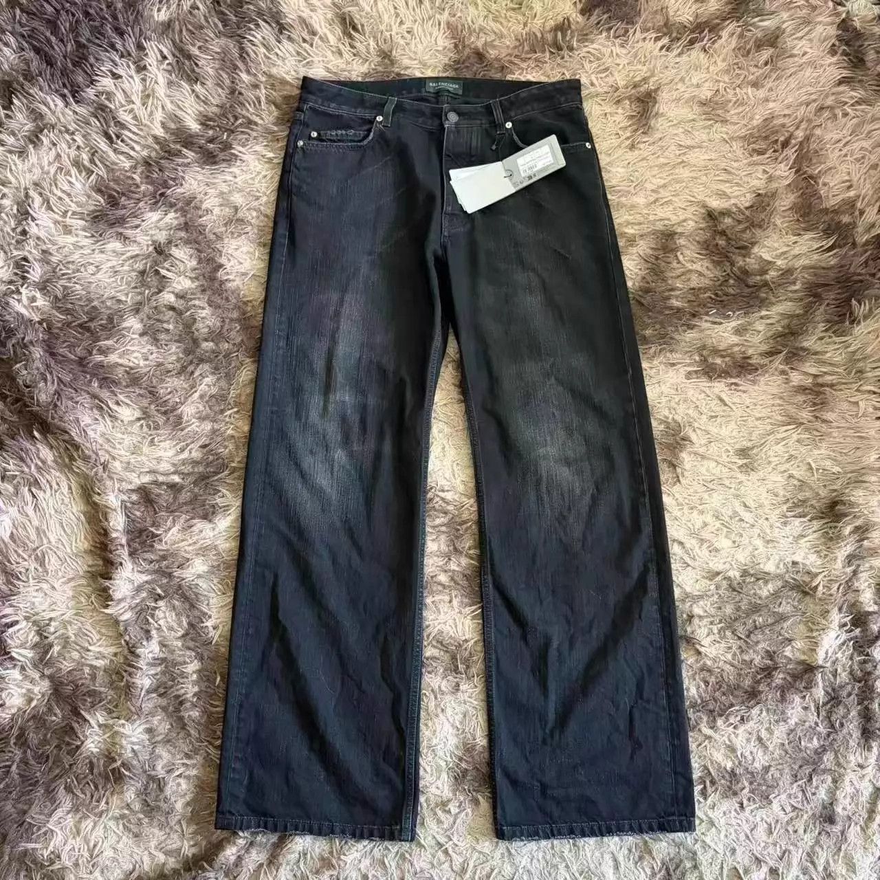 Balenciaga Balenciaga FW25 grade-robe Jeans Chen Feiyu 30 Size US 30 / EU 46 - 1 Thumbnail