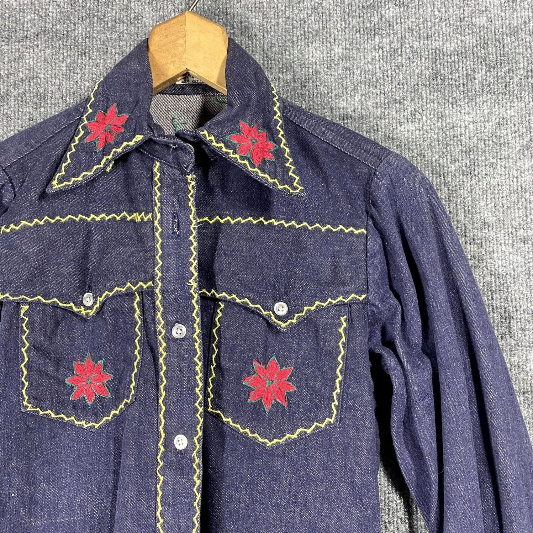 Denime VINTAGE Hippie Denim Shirt Womens Small India 60s 70s Indigo Boho Hippie Look Shirt Mens Womens Girls Boys Size S / US 4 / IT 40 - 2 Thumbnail