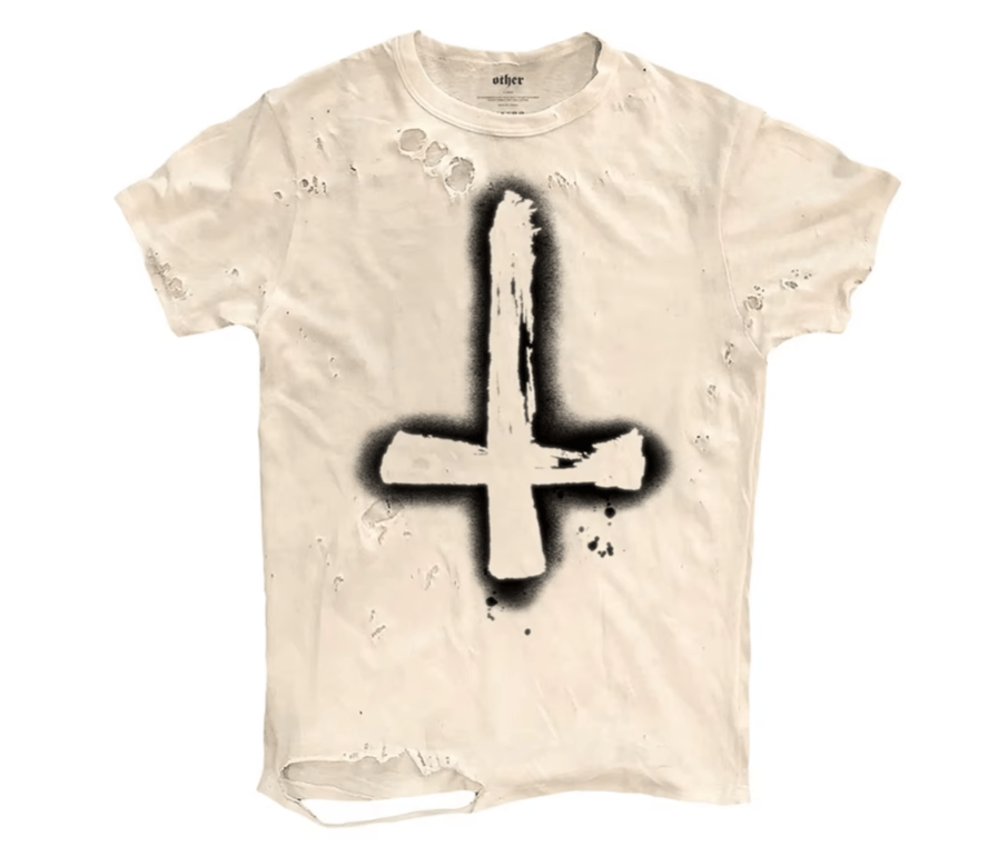 Japanese Brand Ripped Graphic T Shirts Size US L / EU 52-54 / 3 - 7 Thumbnail