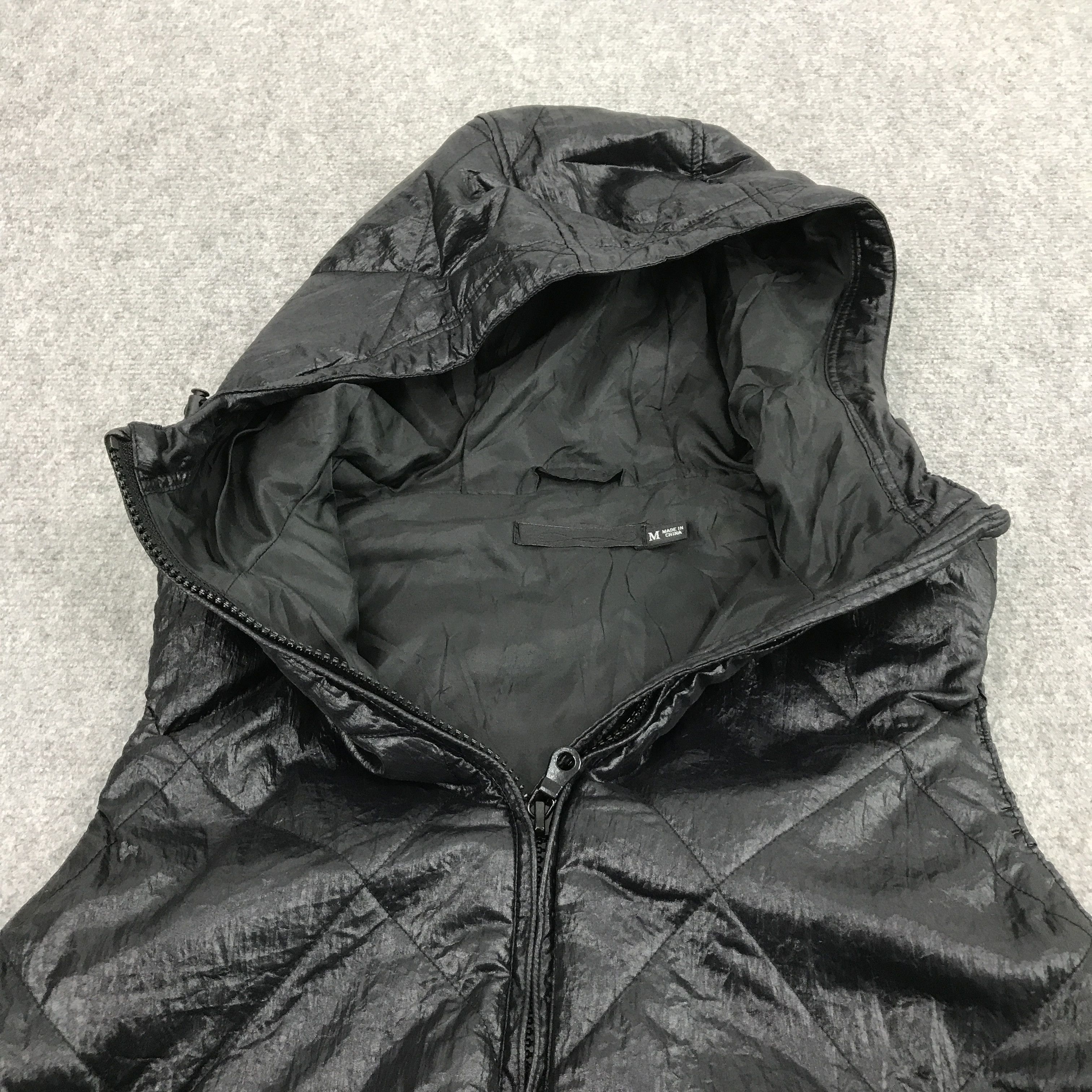 Japanese Brand × Uniqlo BLACK HOODIES ZIPPER UNIQLO JACKET Size US M / EU 48-50 / 2 - 5 Thumbnail