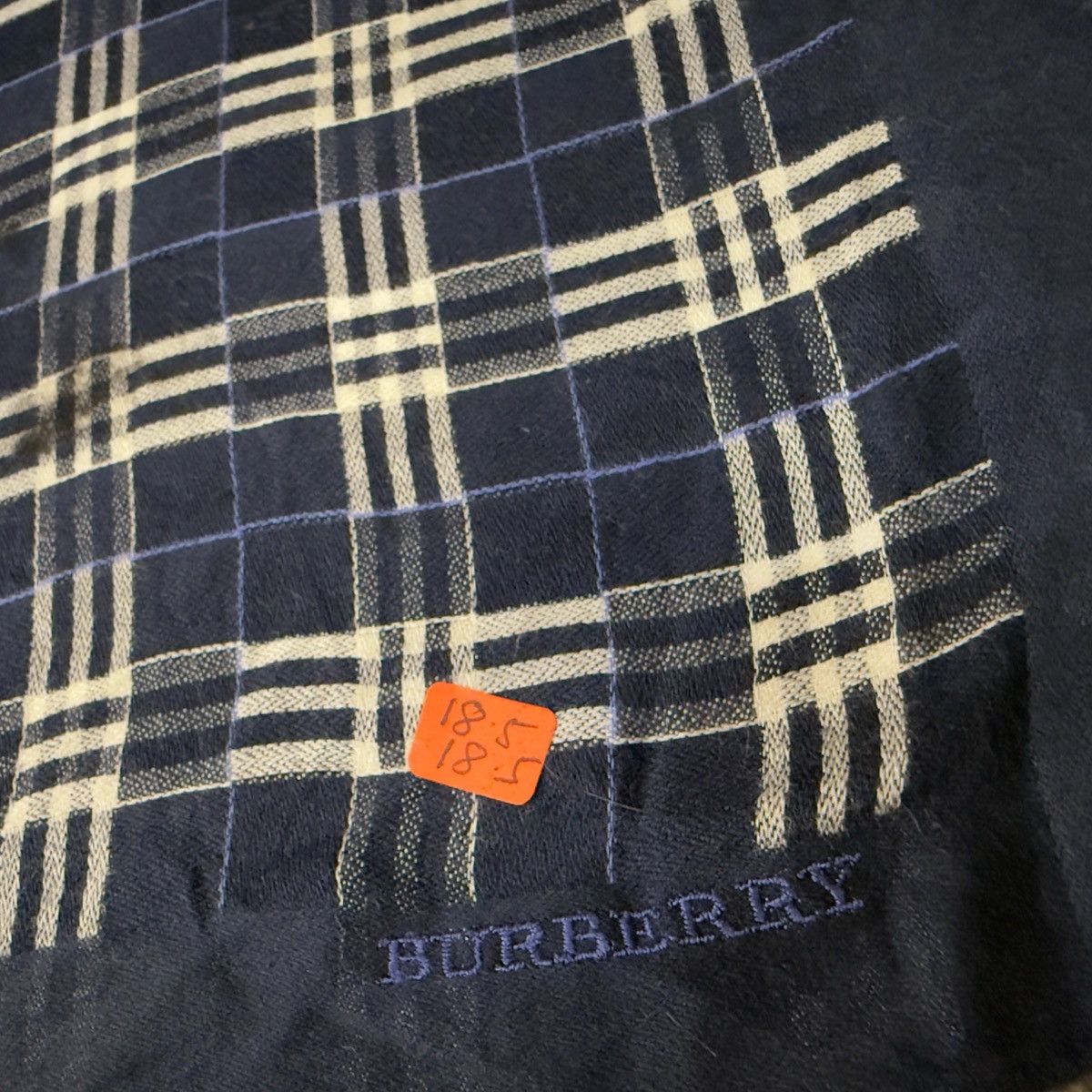 Burberry 🔥Handkerchief | Neckerchief | Bandana | Pocket-square | Size ONE SIZE - 4 Thumbnail