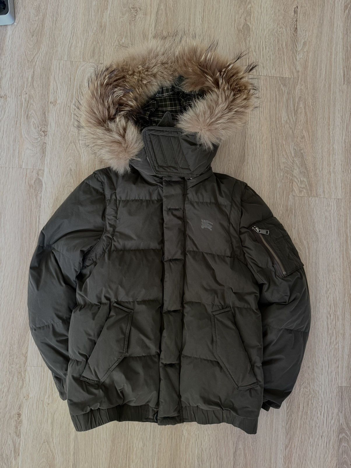Burberry '00 Japanese Burberry Fur Puffer Jacket Size US M / EU 48-50 / 2 - 2 Thumbnail