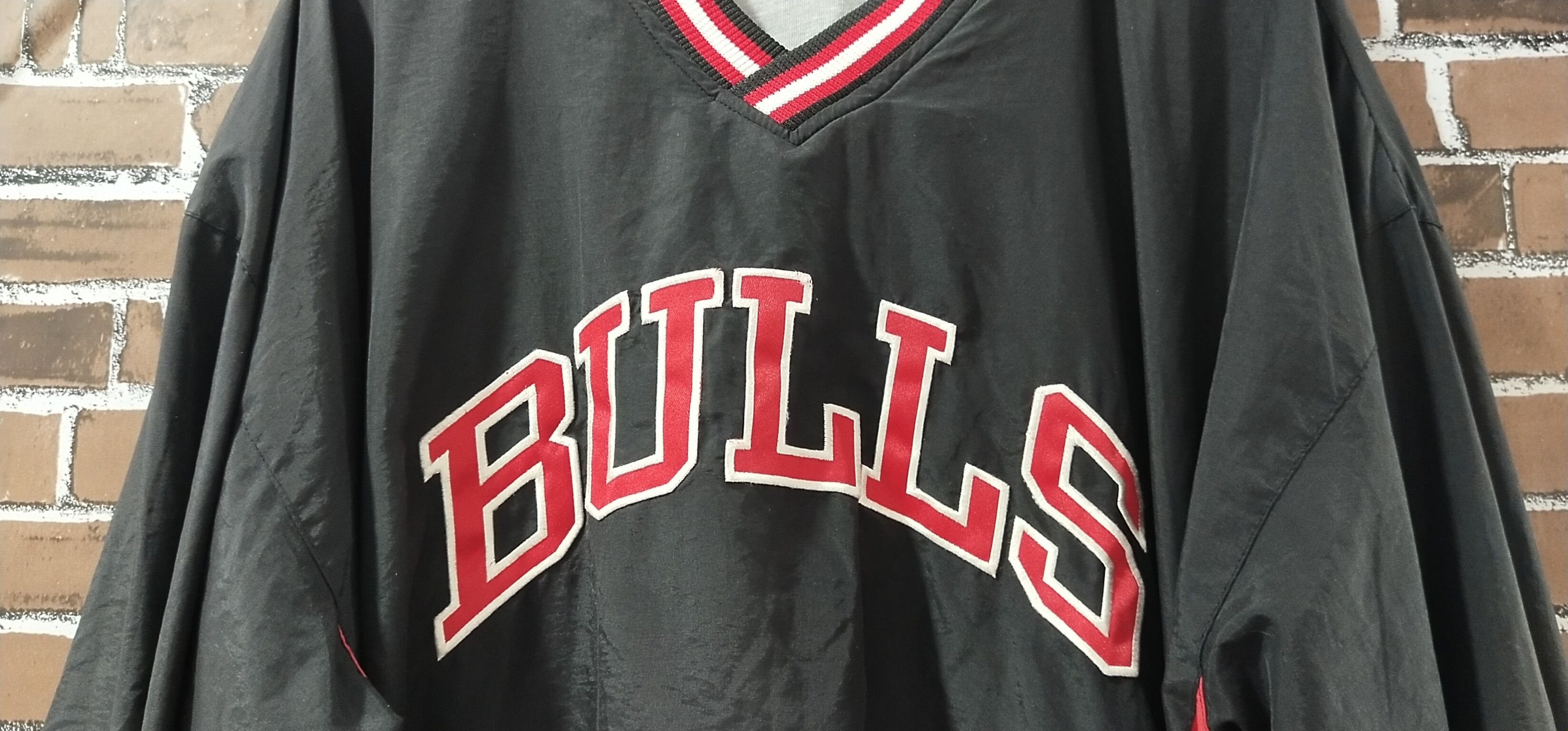 👺Final Drop Rare 2 in 1Sweater Chicago Bulls x Starter