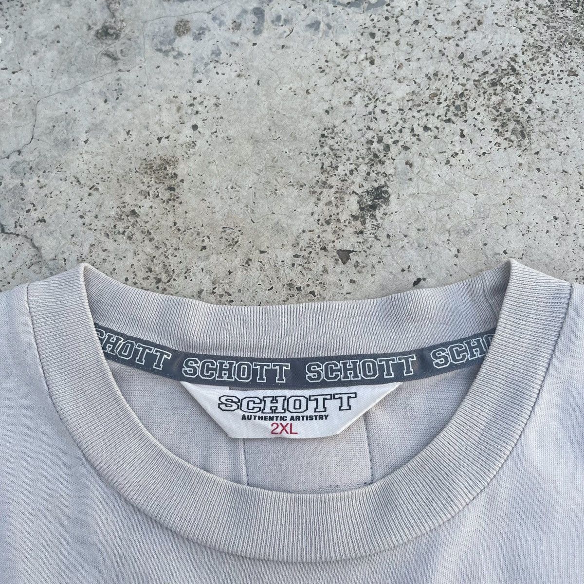 Schott Vintage Schott NYC Nice Embroided Design Tee Rare Size US XXL / EU 58 / 5 - 6 Thumbnail