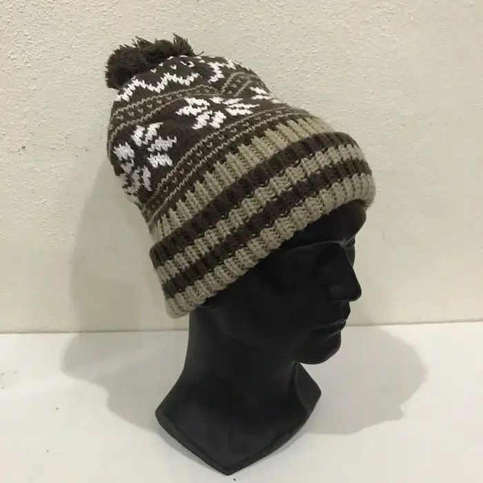 Japanese Brand Japanese Brand Bobble Beanie Hat Size ONE SIZE - 2 Thumbnail
