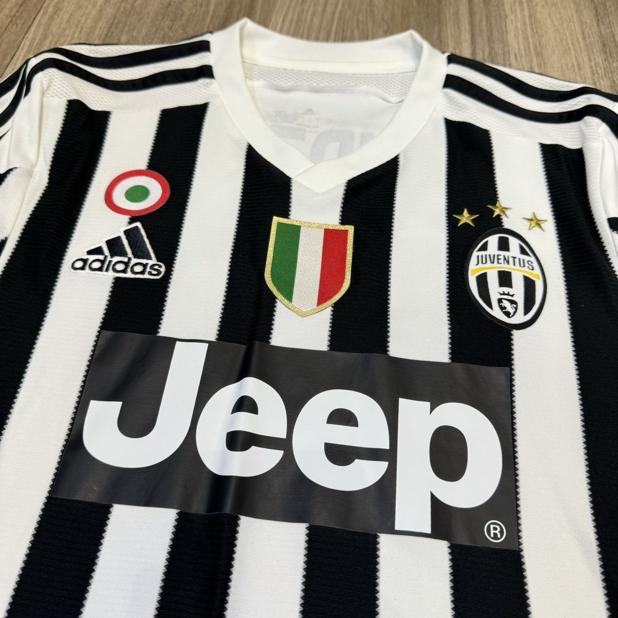 Adidas Juventus 15/16 supercoppa final shirt #17 Mandzukic Size US S / EU 44-46 / 1 - 3 Thumbnail