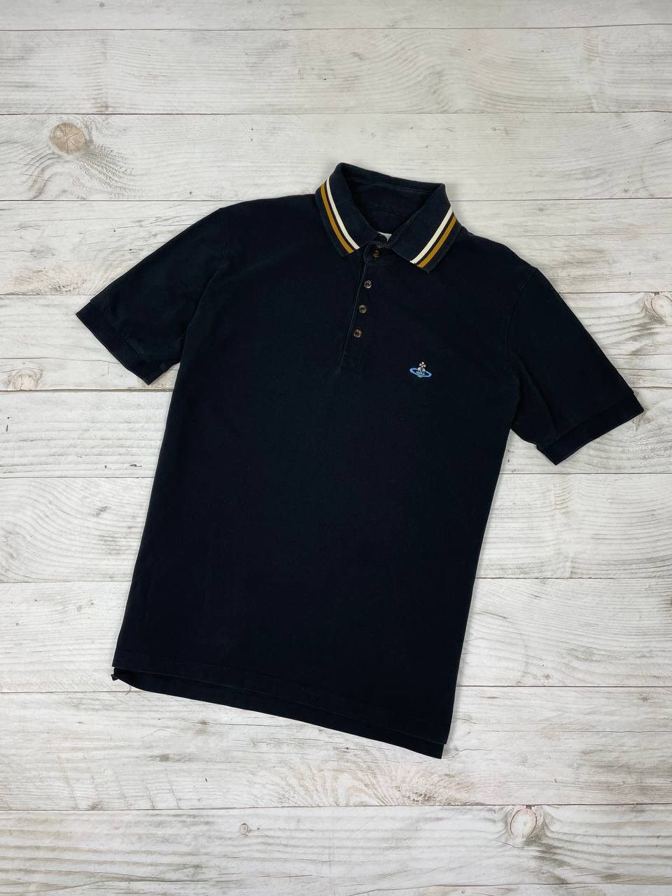 Vivienne Westwood Vivienne Westwood Polo Shirt Logo Orb Size US XL / EU 56 / 4 - 1 Thumbnail