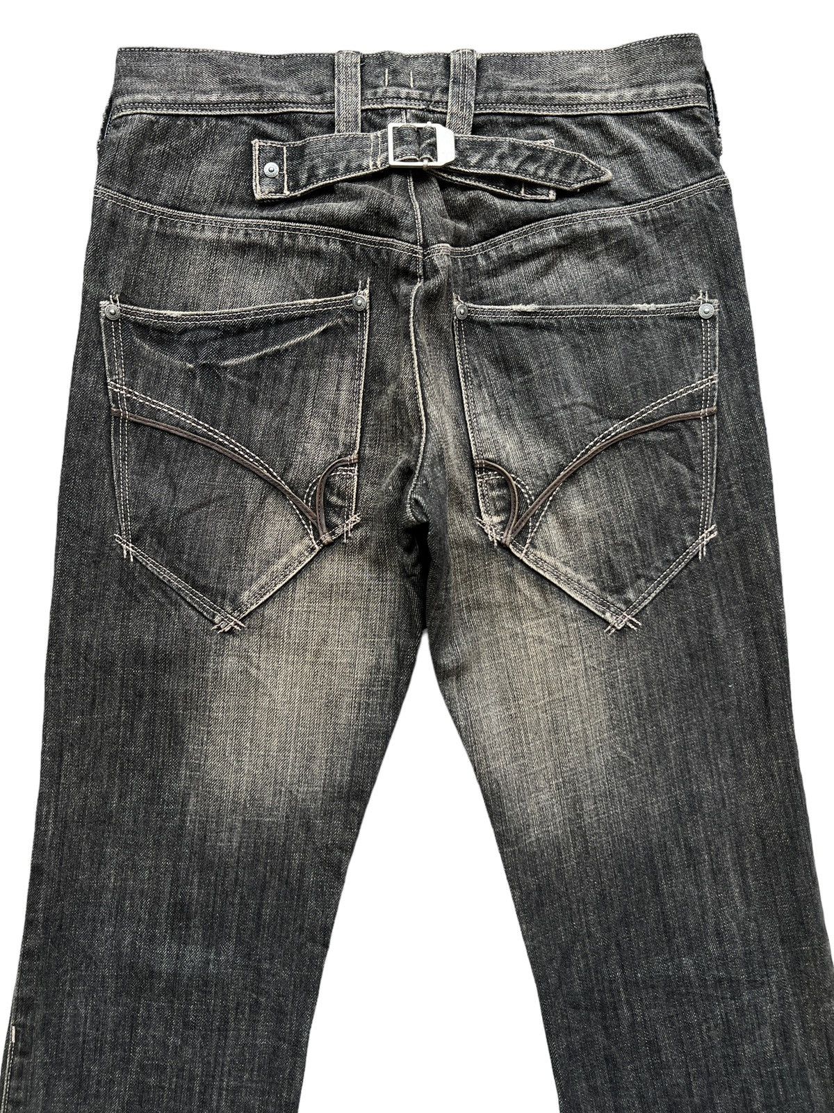 Japanese Brand Japanese Brand Straight Cut Buckle Back Denim Jeans 29x29.5 Size US 29 - 5 Thumbnail
