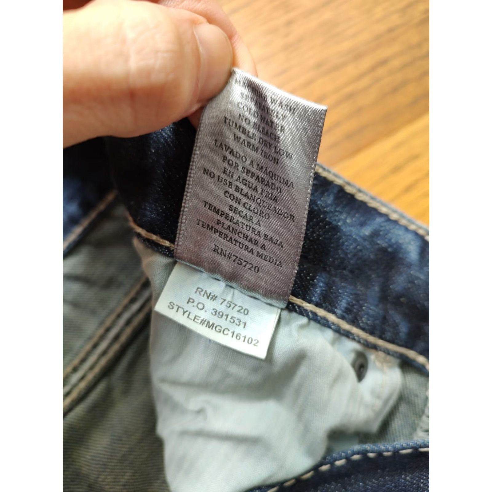 BKE BKE Jake Straight Jeans Mens 30x31 Blue Medium Wash Denim 5-Pocket Zip Button Regular Rise 9 in Inseam 31 in Cotton Spandex Casual USA Cowboy Rock Size US 30 / EU 46 - 7 Thumbnail