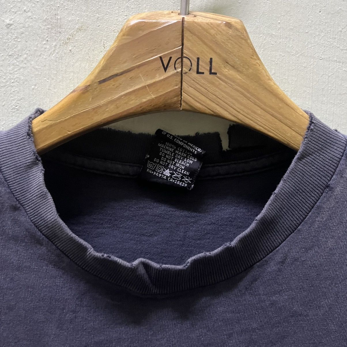 Stussy Distressed Vintage Stussy Bandana Logo Tees Size US L / EU 52-54 / 3 - 7 Thumbnail