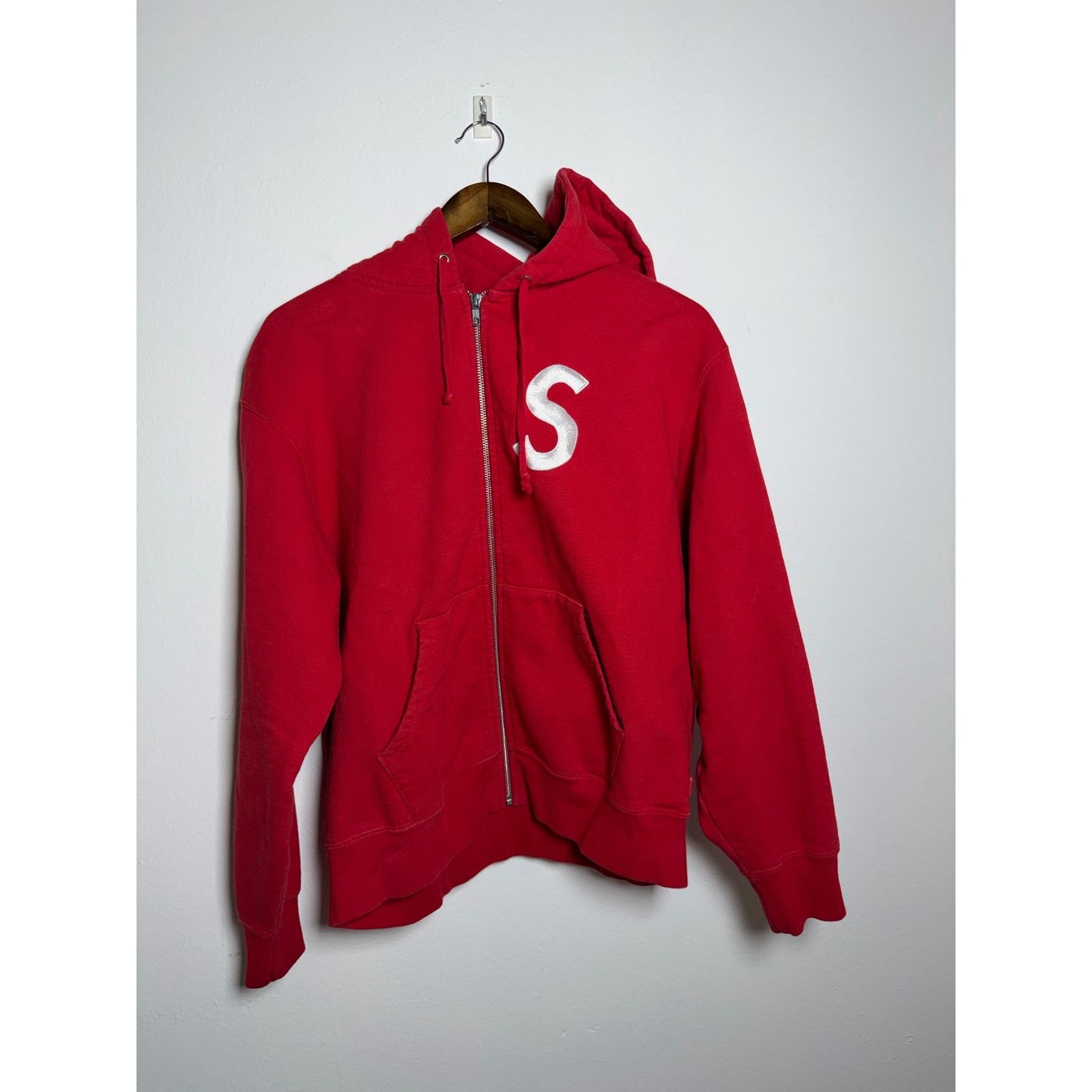 Supreme Chito sサイズ Chito × Supreme Chito Supreme Dog Zip Hoodie Red Size S | Grailed
