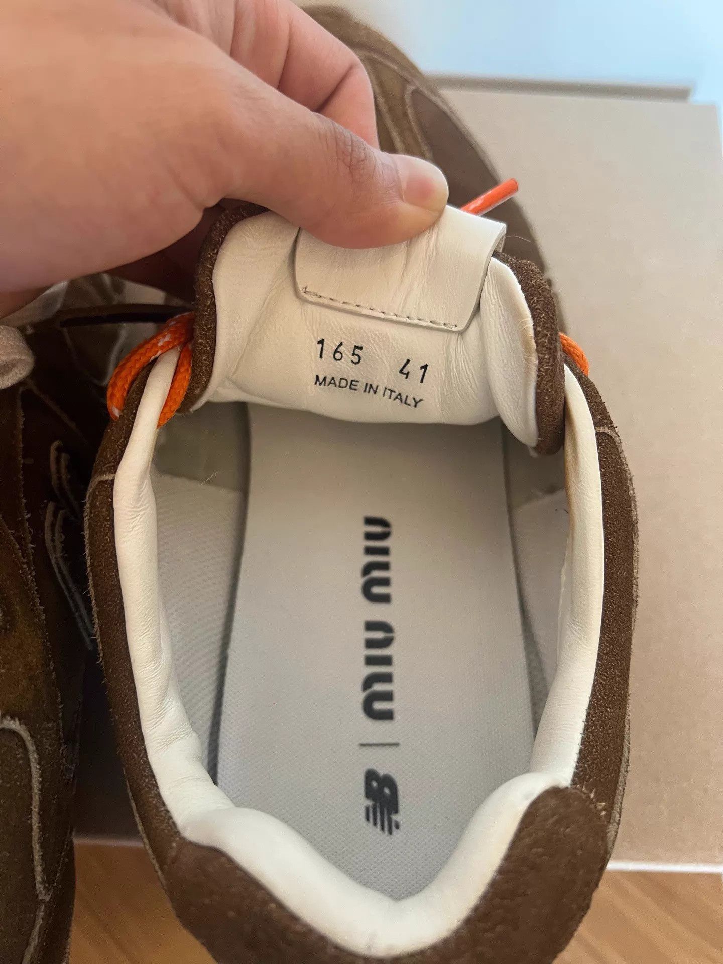 Miu Miu MIU MIU × NB 530 SL suede low-top lace-up round-toe cinnamon Size US 8 / EU 41 - 7 Thumbnail