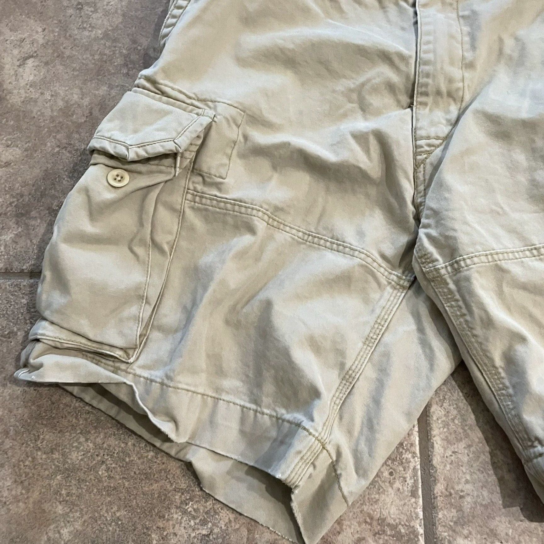 Polo Ralph Lauren Polo Ralph Lauren Cargo Shorts Mens 35 Beige 100% Cotton Size US S / EU 44-46 / 1 - 3 Thumbnail