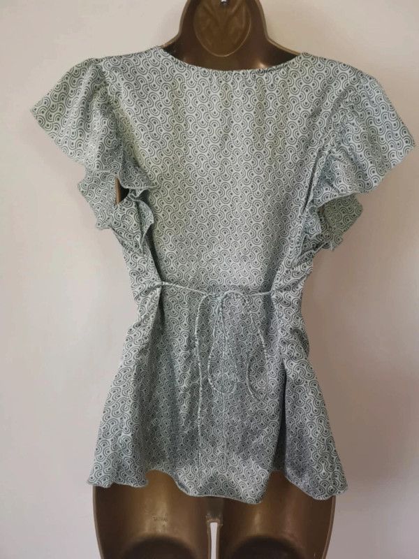 Vintage Vintage V-neck top Size M / US 6-8 / IT 42-44 - 3 Thumbnail