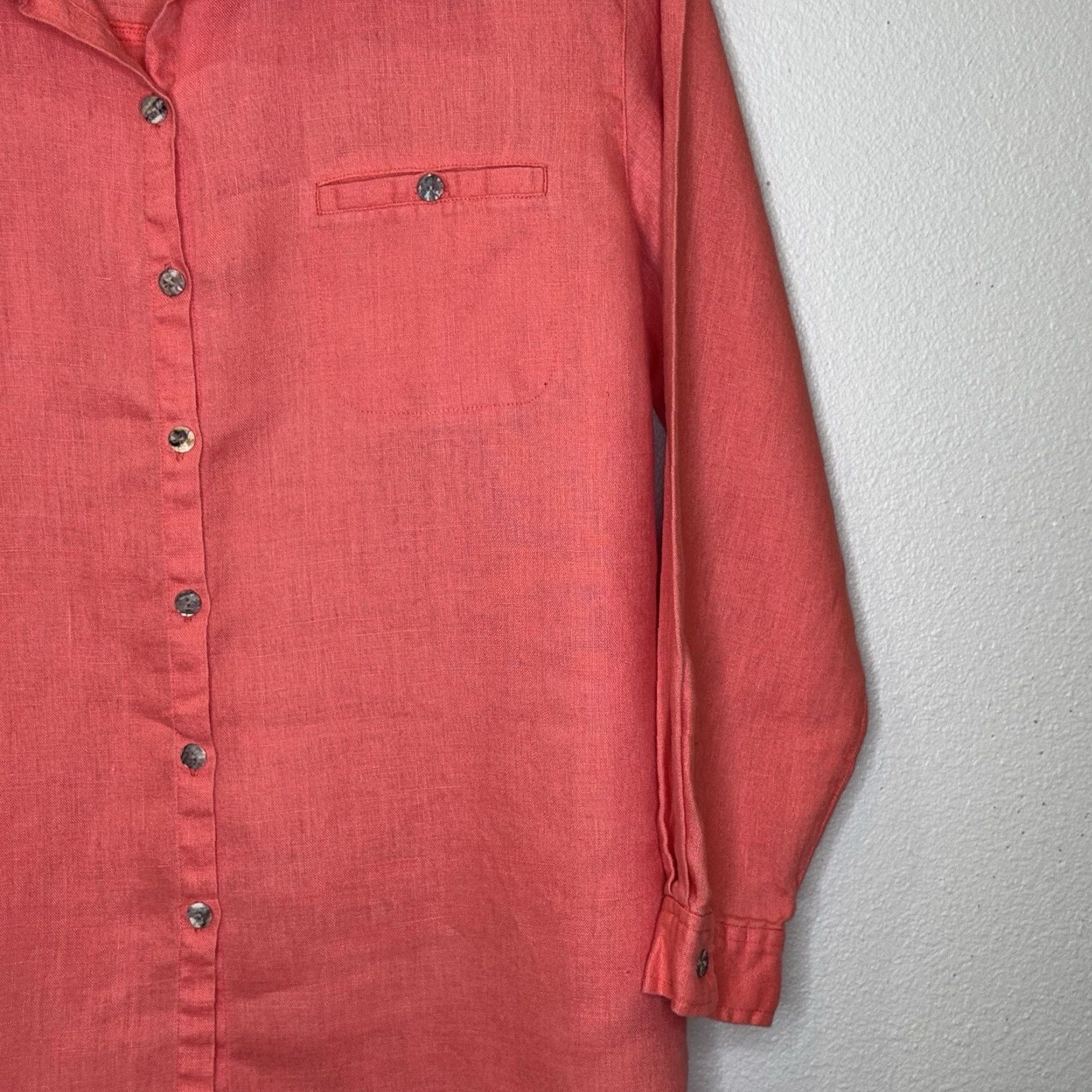 Vintage Chico’s Button-Up Top Women Size 3 Linen Long Sleeve Collared Pocket Salmon Orange II0? Size XS / US 0-2 / IT 36-38 - 3 Thumbnail