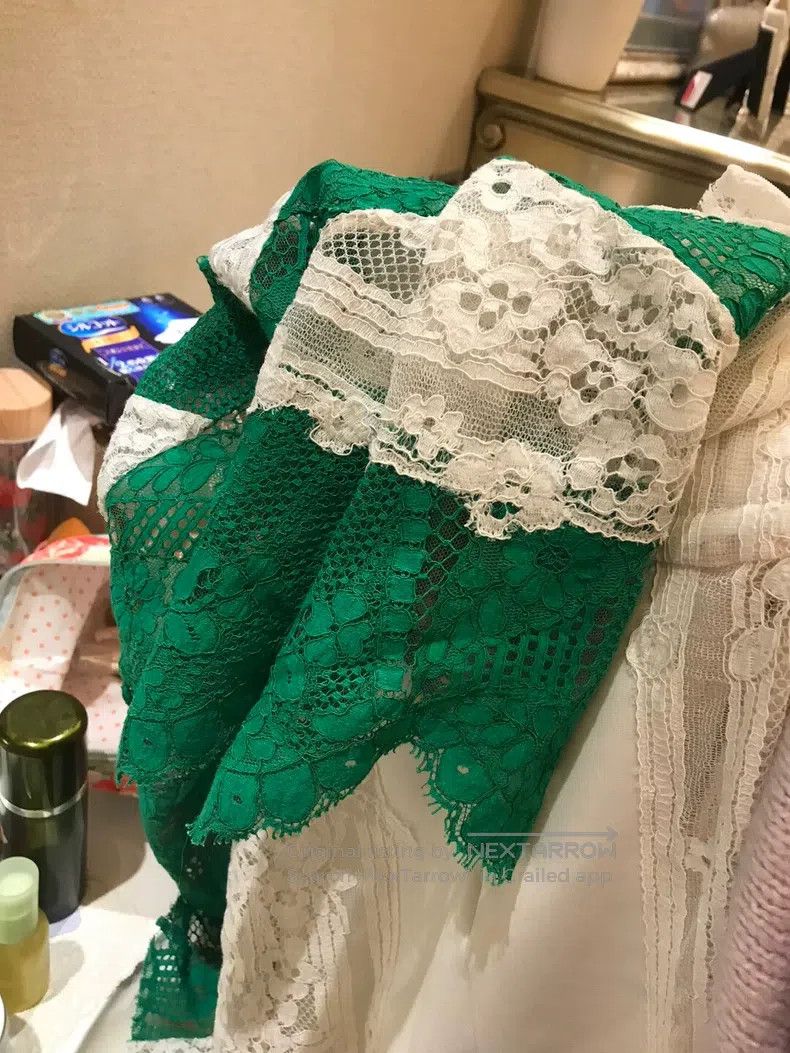 Valentino Valentino Green lace dress Size S / US 4 / IT 40 - 9 Thumbnail
