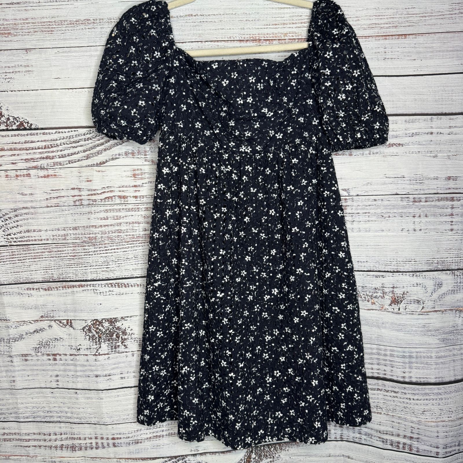 Anthropologie Anthropologie Maeve Lillianne Embroidered‎ Eyelet Floral Dre Size XS / US 0-2 / IT 36-38 - 2 Thumbnail