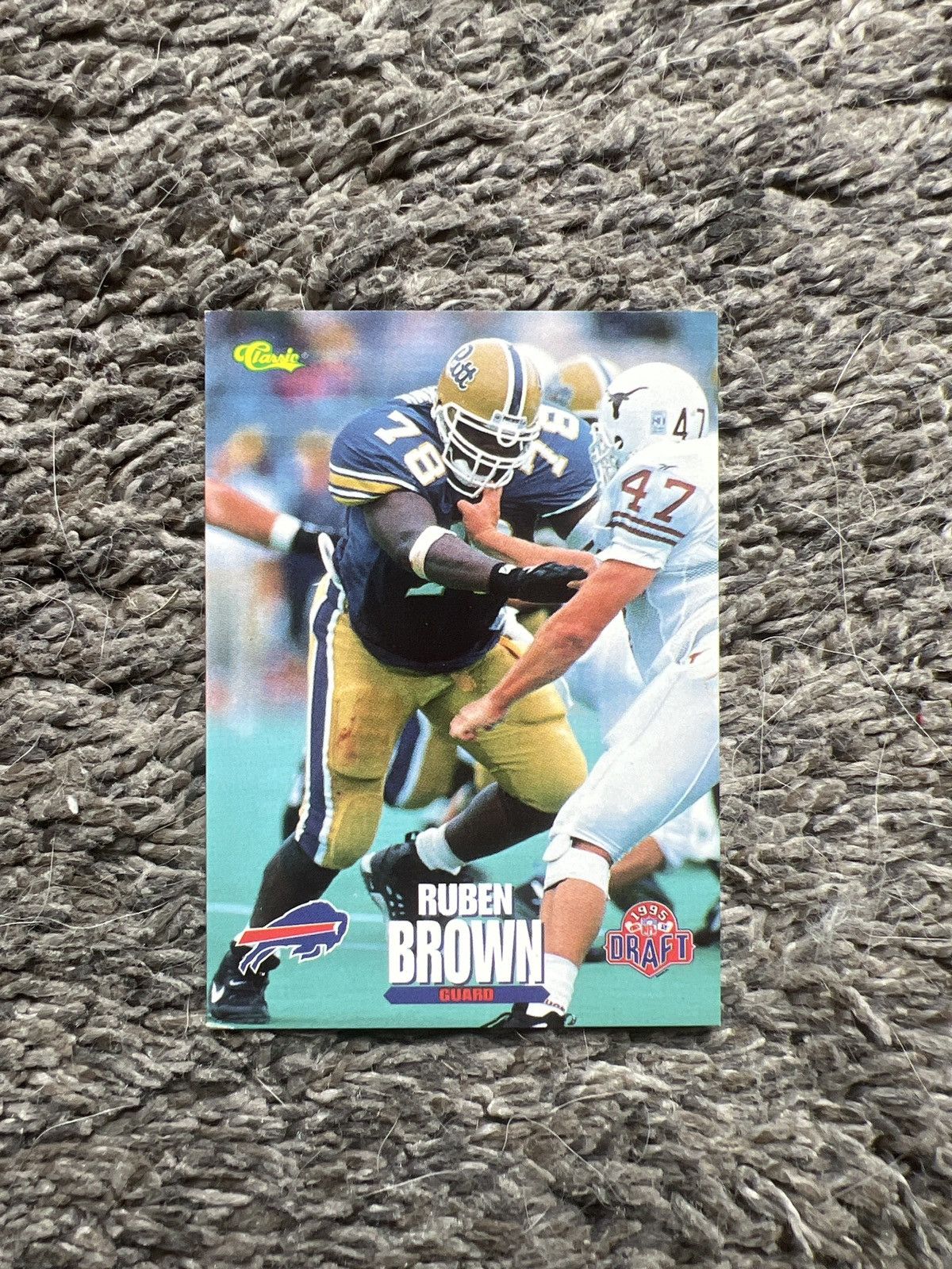 NFL 1995 Classic #14 Ruben Brown Card Size ONE SIZE - 1 Thumbnail