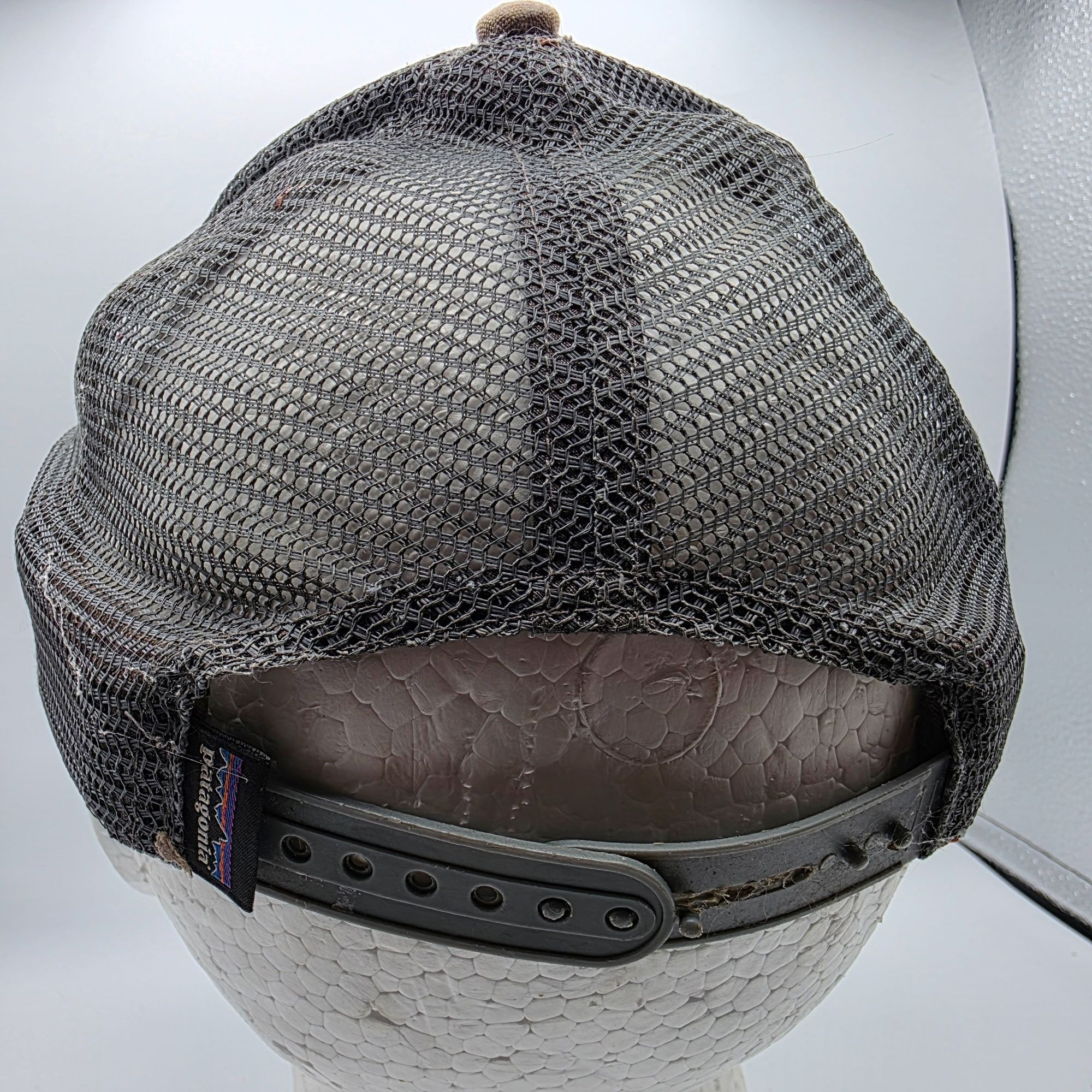 Patagonia Patagonia P-6 Logo Adults Brown Trucker Hat Outdoors Camping Size ONE SIZE - 3 Thumbnail