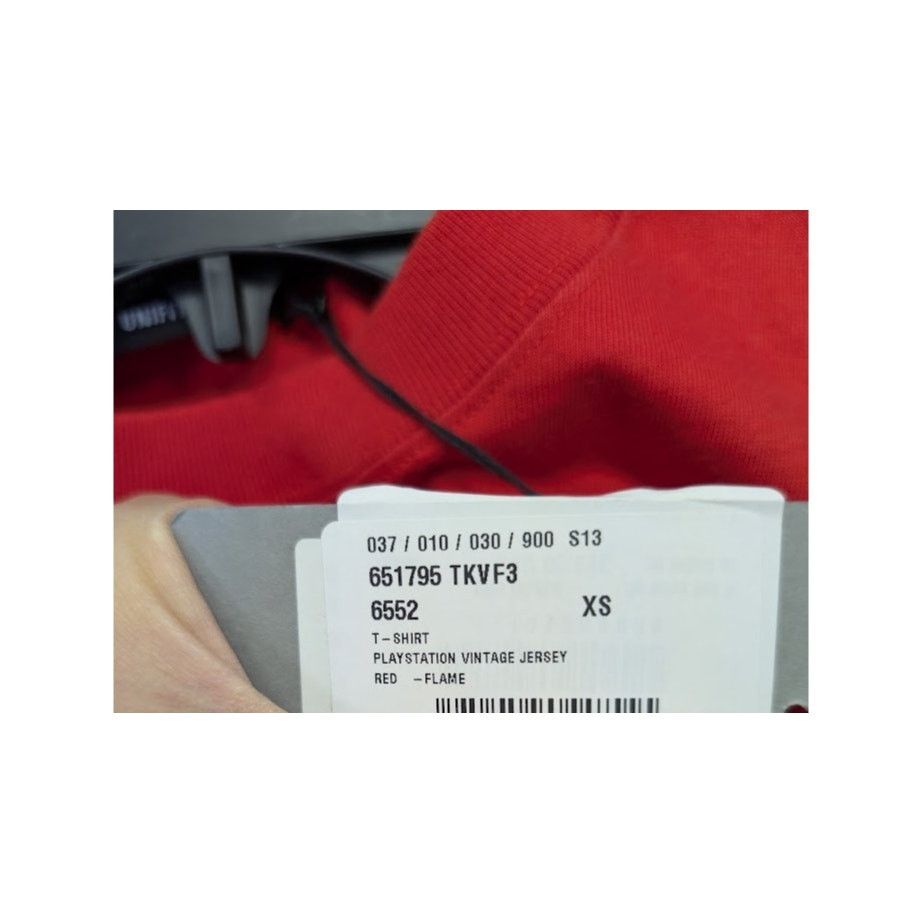 Balenciaga o1rshd1 Playstation Vintage Jersey T-Shirt in Red Size US XS / EU 42 / 0 - 22 Thumbnail