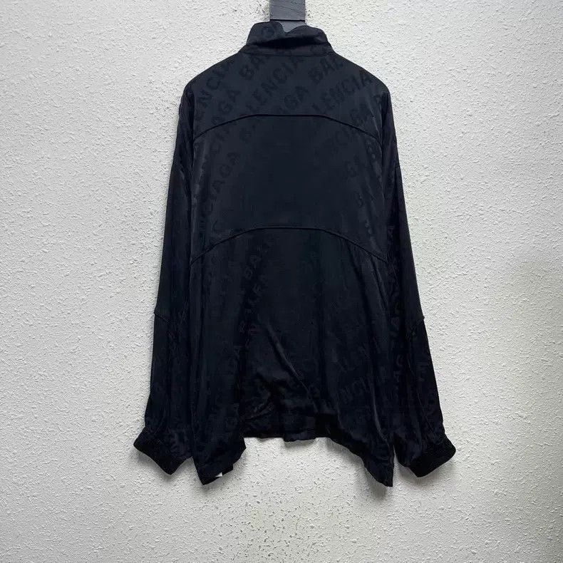 Balenciaga Balenciaga Dark Pattern Bulletproof Full Print Jacket Size XXS / US 00 / IT 34 - 2 Thumbnail