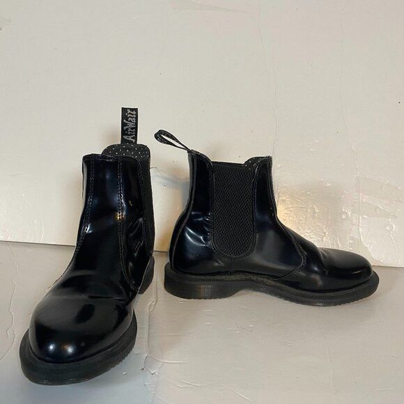 Dr. Martens Dr. Martens AirWair Black Patent Leather Chelsea Boots Sz 6 Size US 6 / IT 36 - 2 Thumbnail