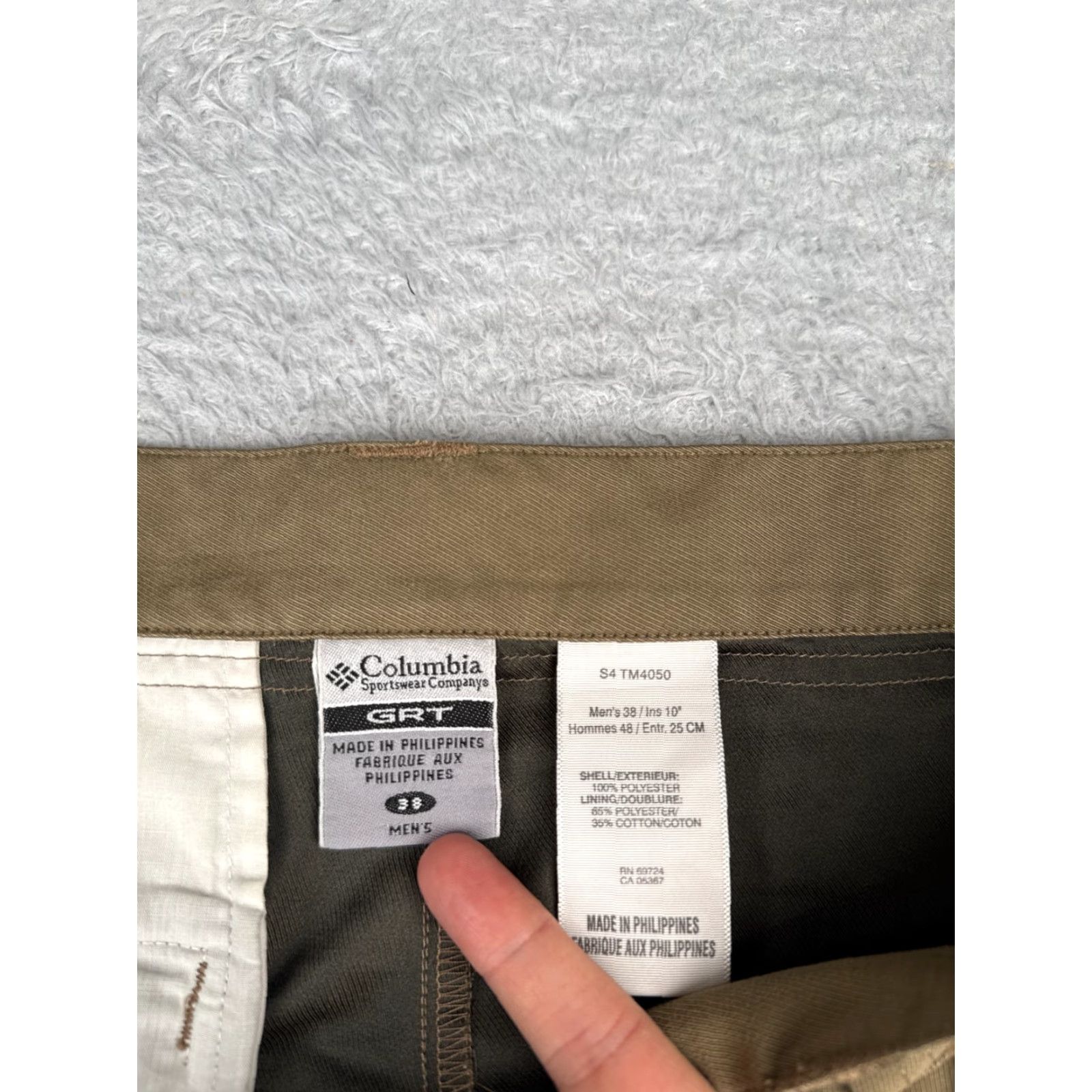 Vintage VINTAGE Columbia Shorts Men 38 Beige Cargo GRT 100% Polyester Hike Camp 38x11 Size US 38 / EU 54 - 7 Thumbnail
