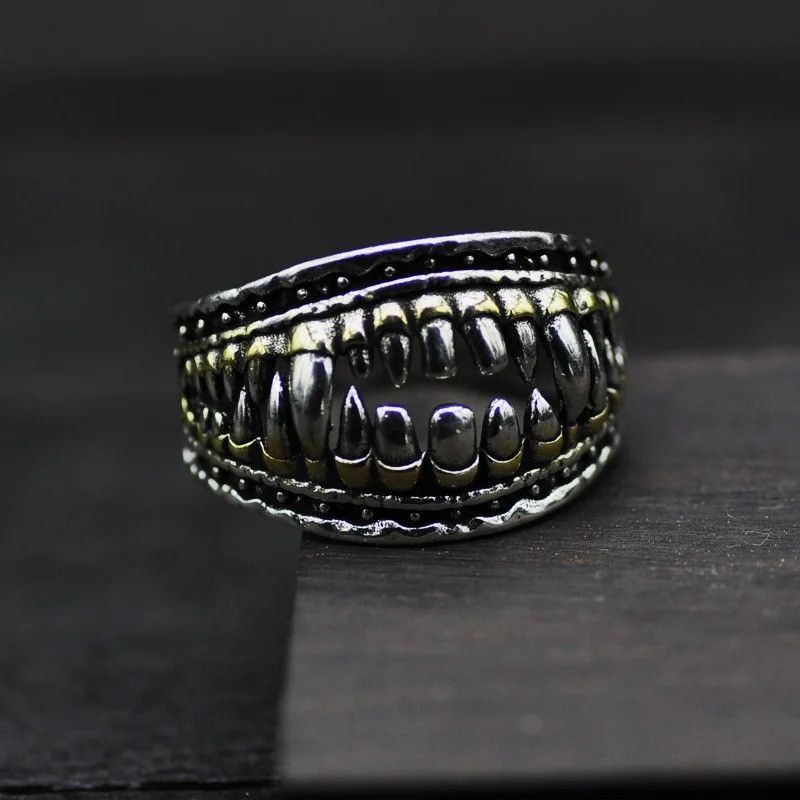 Japanese Brand × Jewelry × Vintage Retro Devil Teeth Ring Size ONE SIZE - 5 Thumbnail